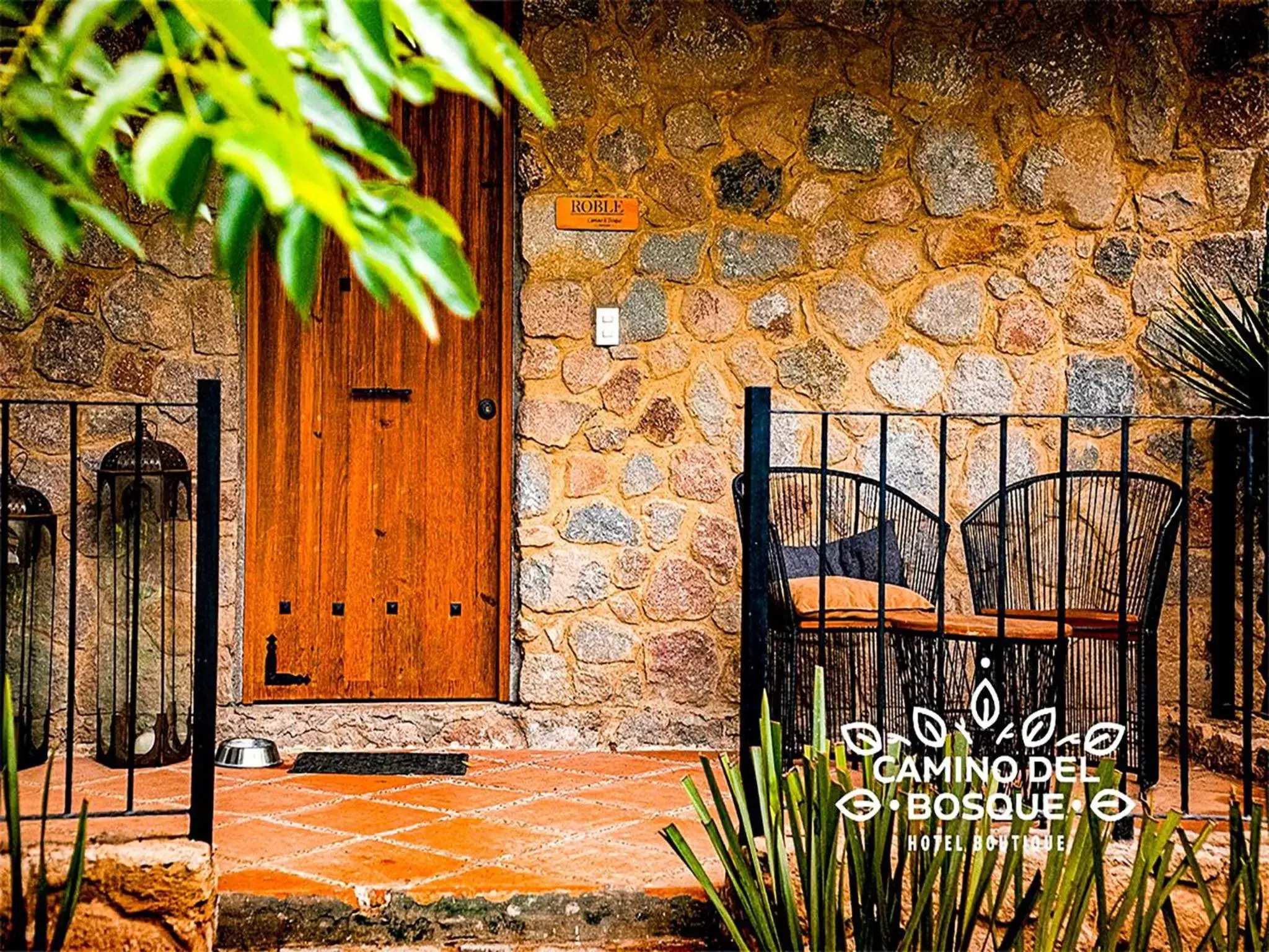 Facade/entrance in Hotel Boutique Camino Del Bosque by Rotamundos