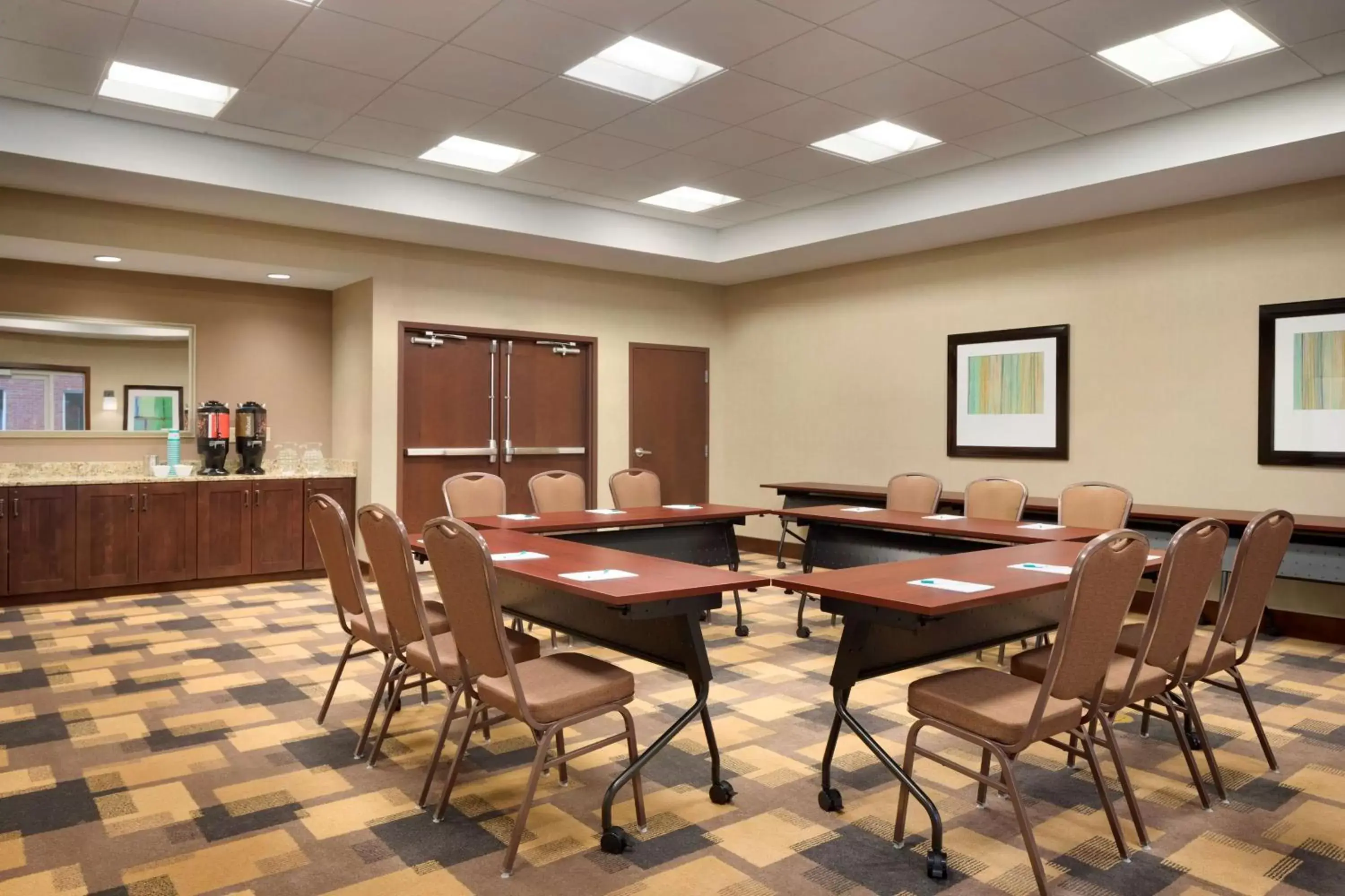 Meeting/conference room in Homewood Suites by Hilton Kalamazoo-Portage