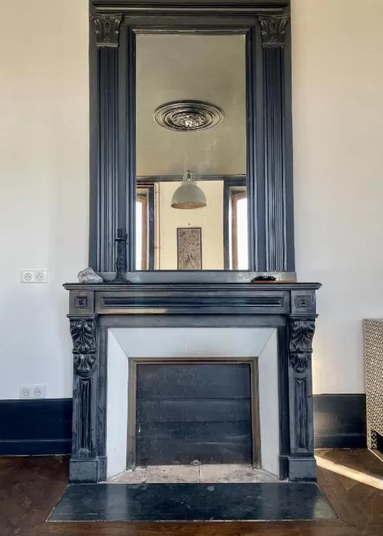 flat iron in Château de Bataillé