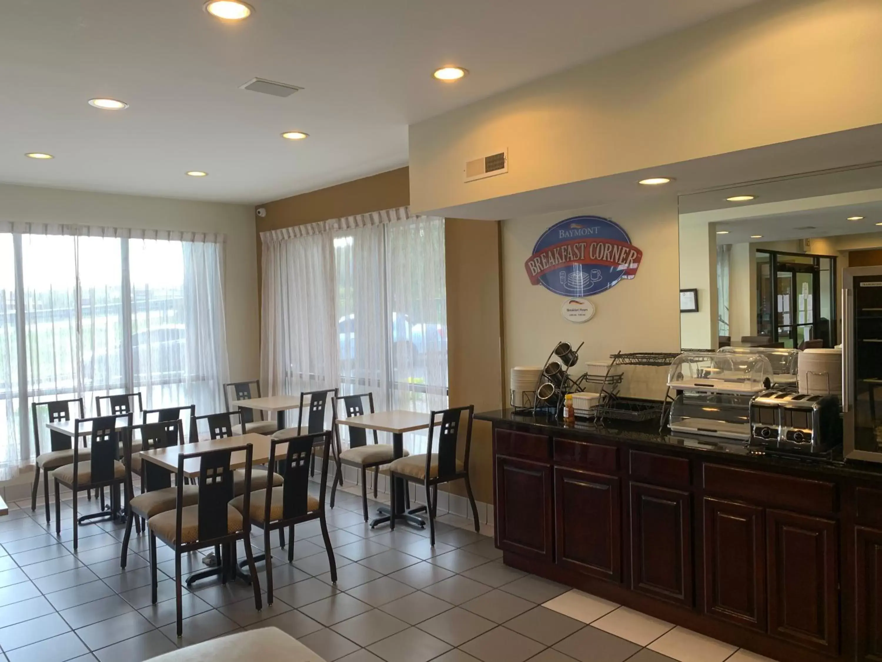 Breakfast, Restaurant/Places to Eat in Baymont by Wyndham Cave City