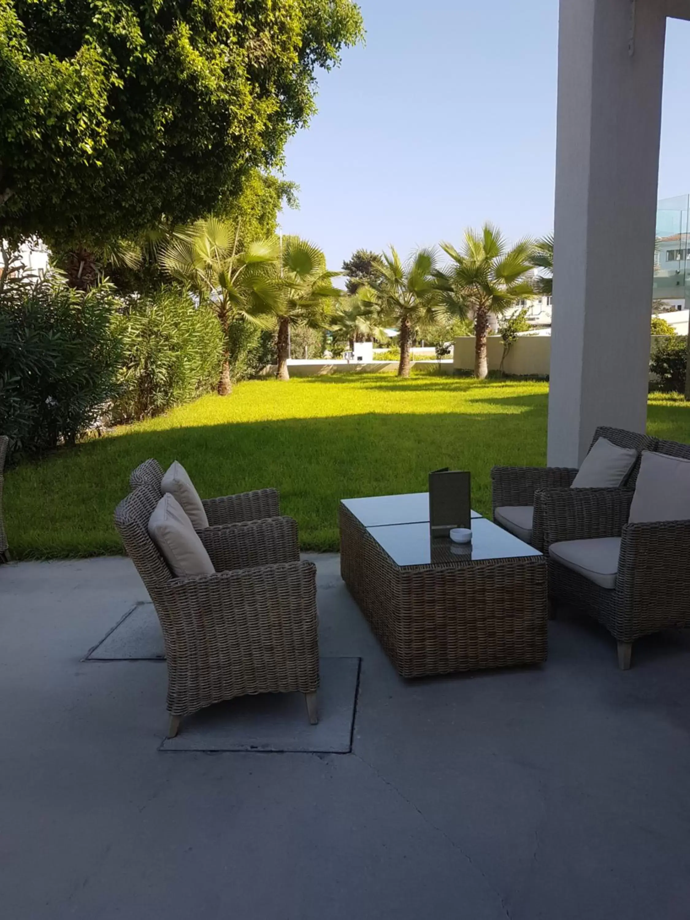 Patio, Patio/Outdoor Area in Amphora Hotel & Suites