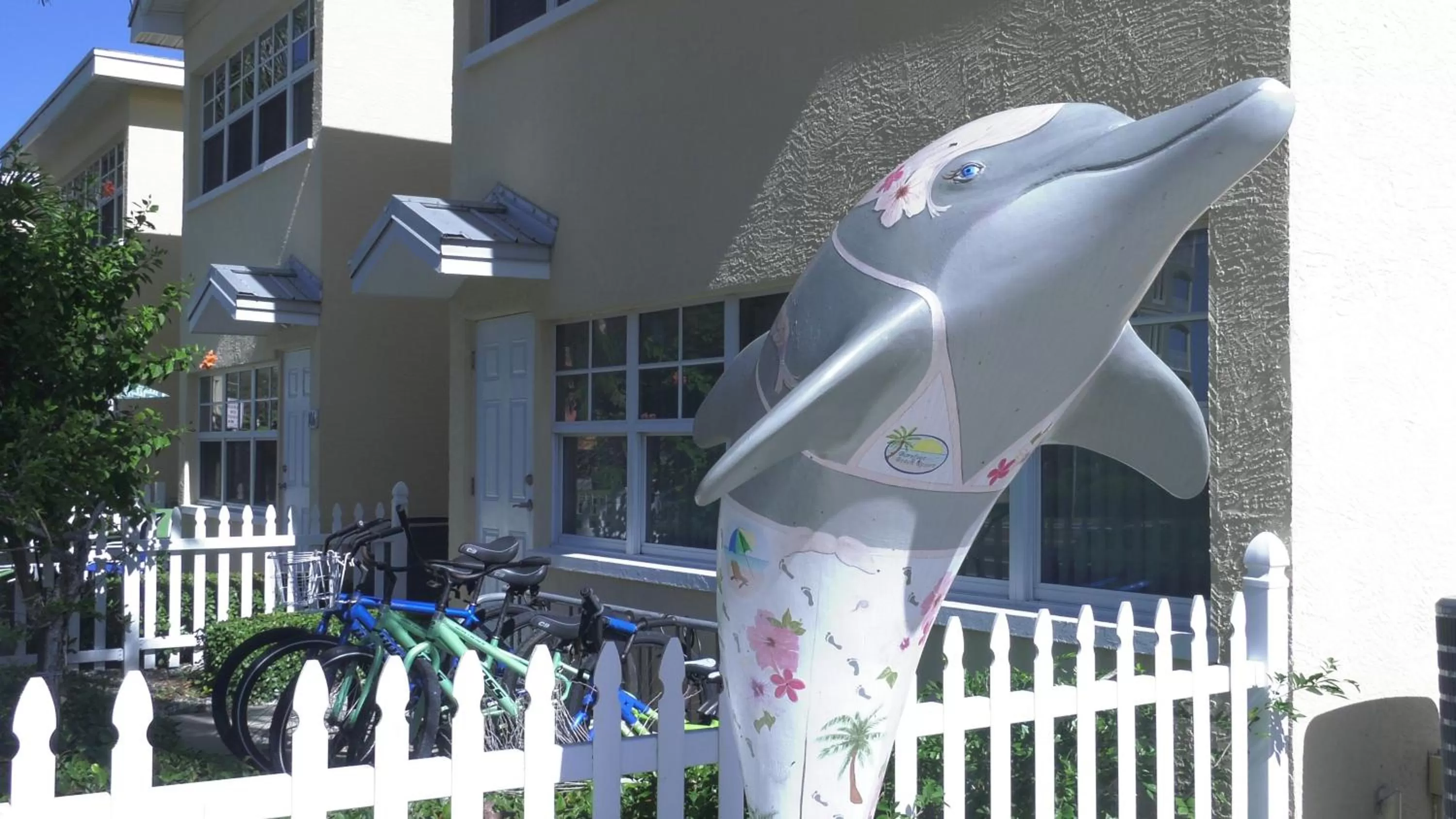 Nearby landmark in Barefoot Beach Resort