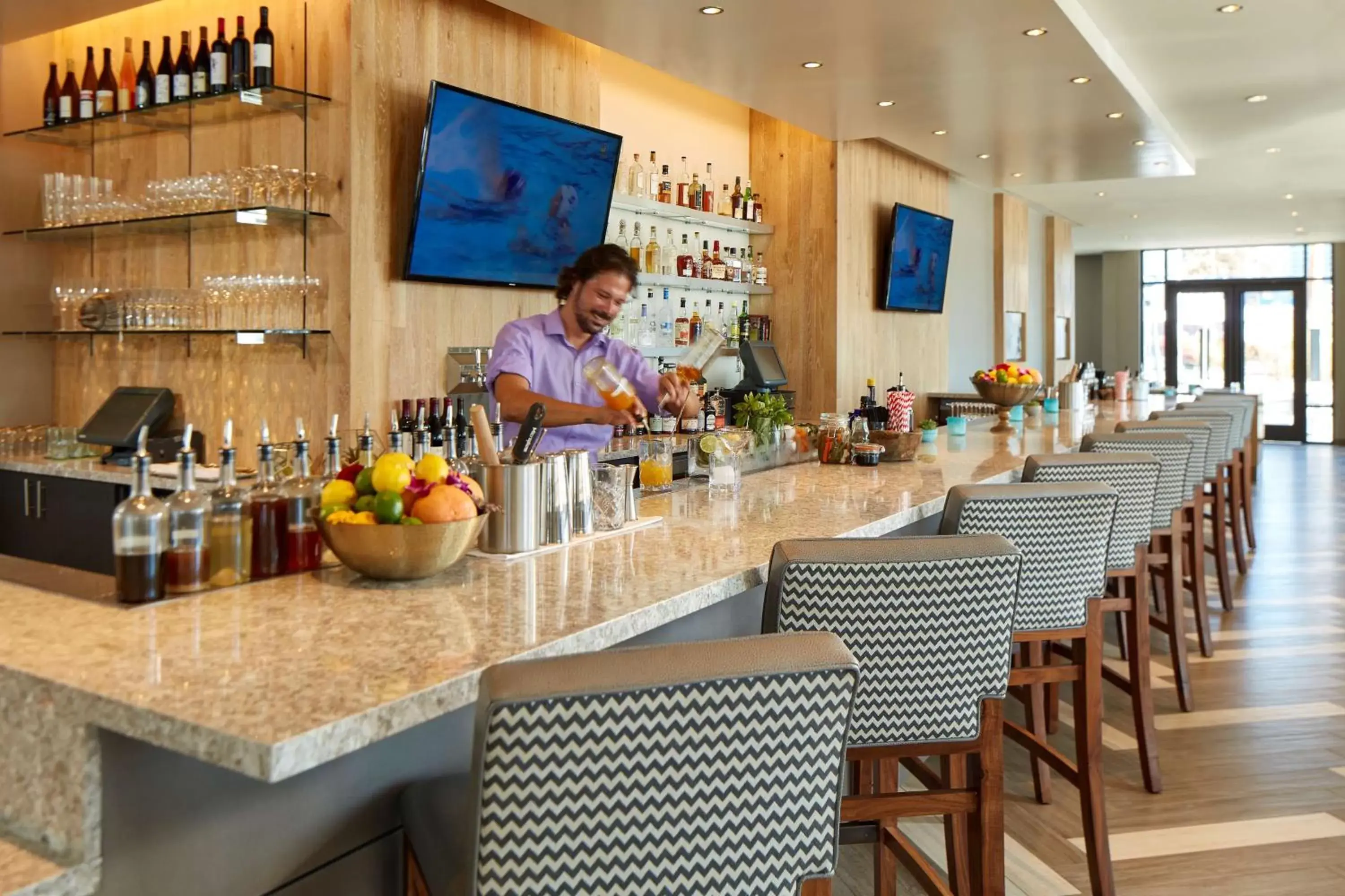Lounge or bar in Homewood Suites by Hilton San Diego Downtown/Bayside