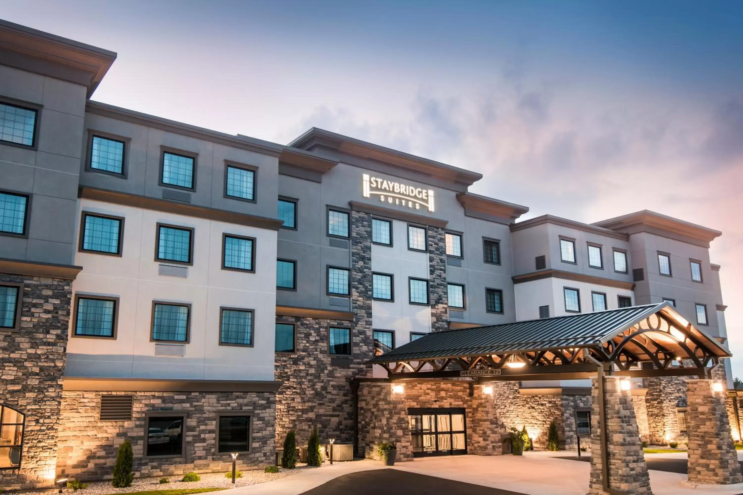 Property building in Staybridge Suites - Wisconsin Dells - Lake Delton, an IHG Hotel