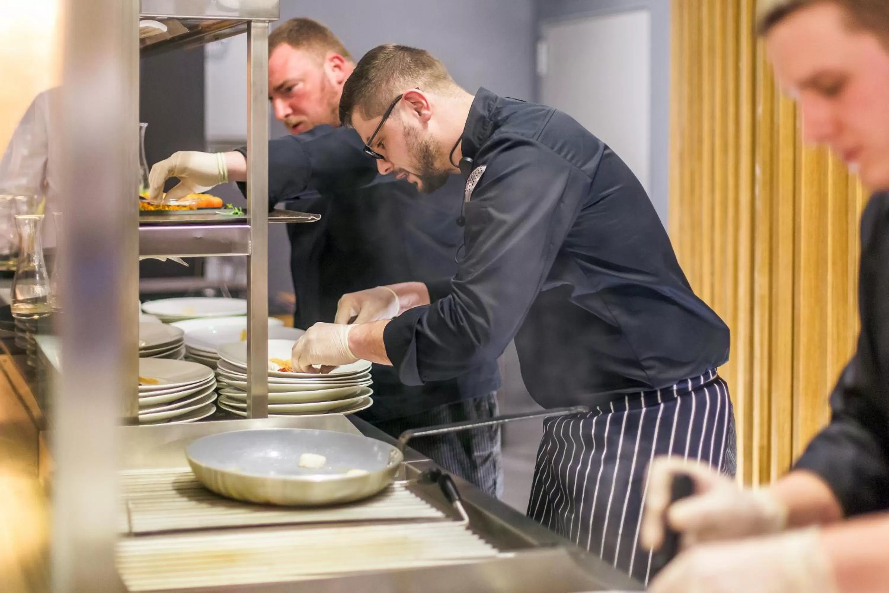 Restaurant/places to eat in Hotel New Skanpol