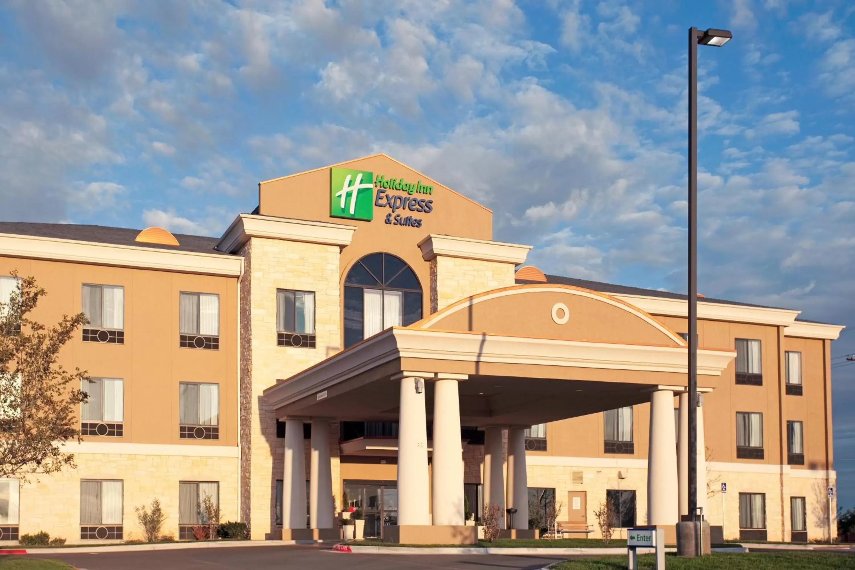 Property Building in Holiday Inn Express Hotel & Suites Amarillo South, an IHG Hotel