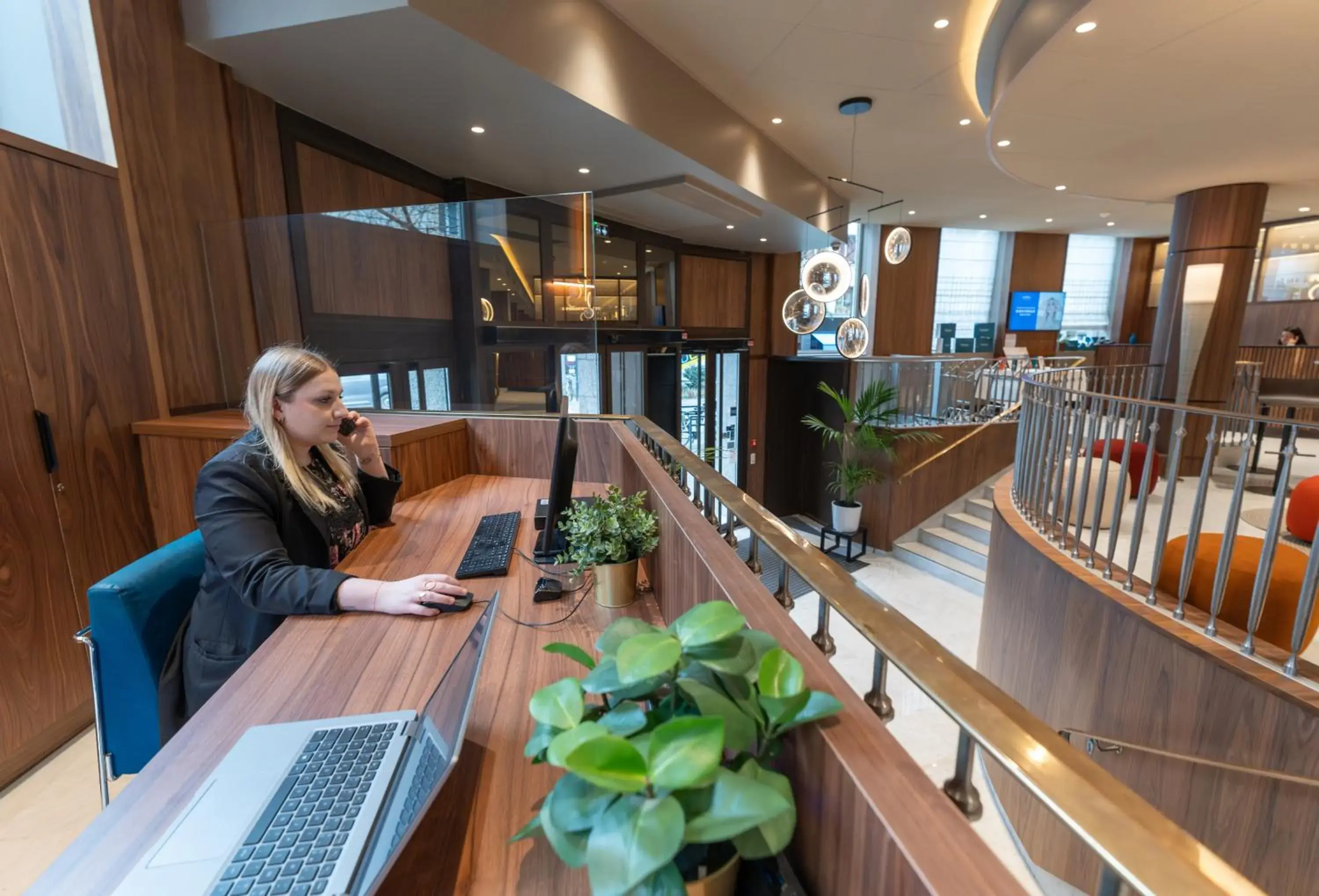 Seating area, Lobby/Reception in Novotel SPA Rennes Centre Gare
