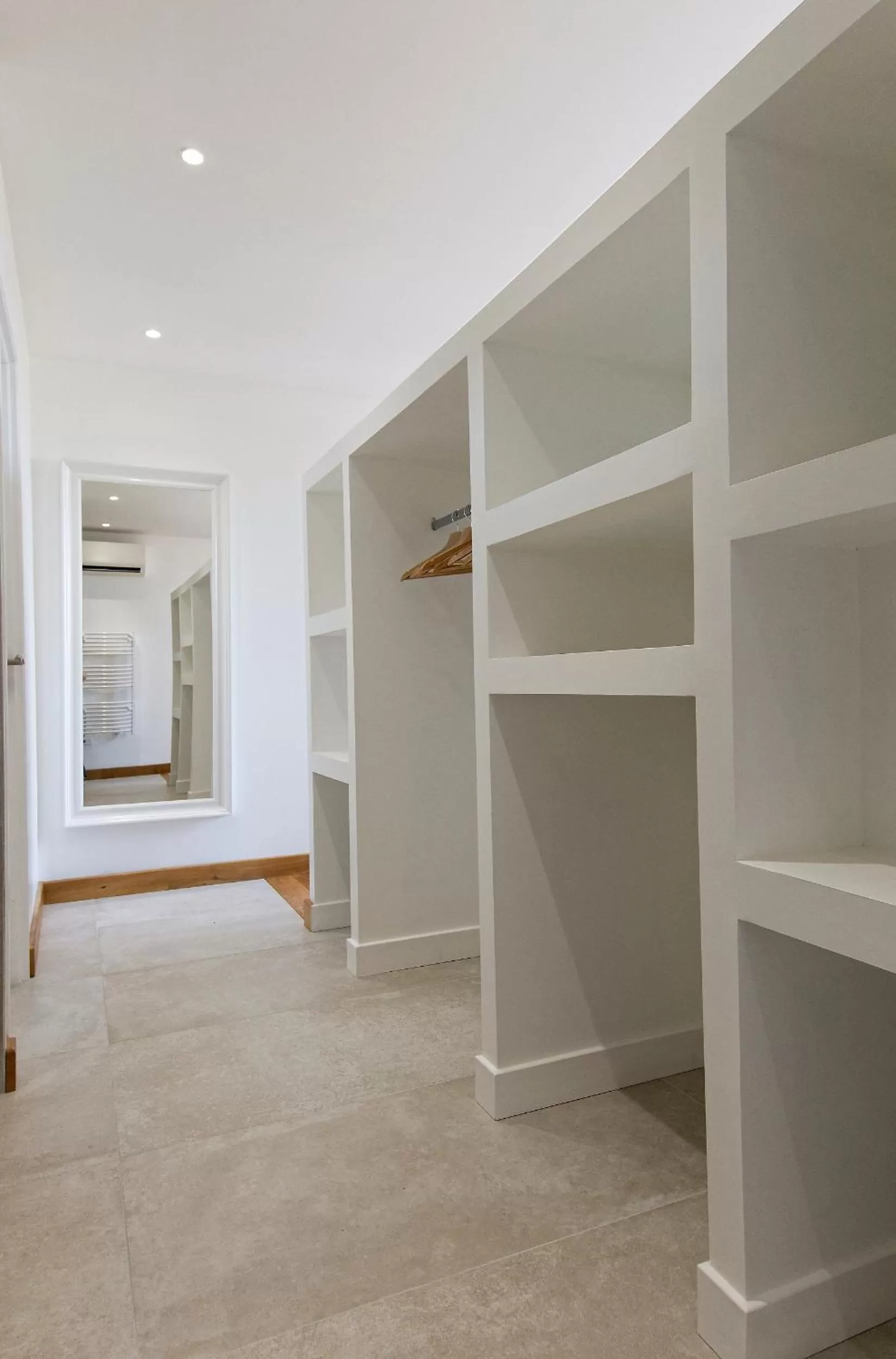 wardrobe in CHATEAU CROIX DE LABRIE