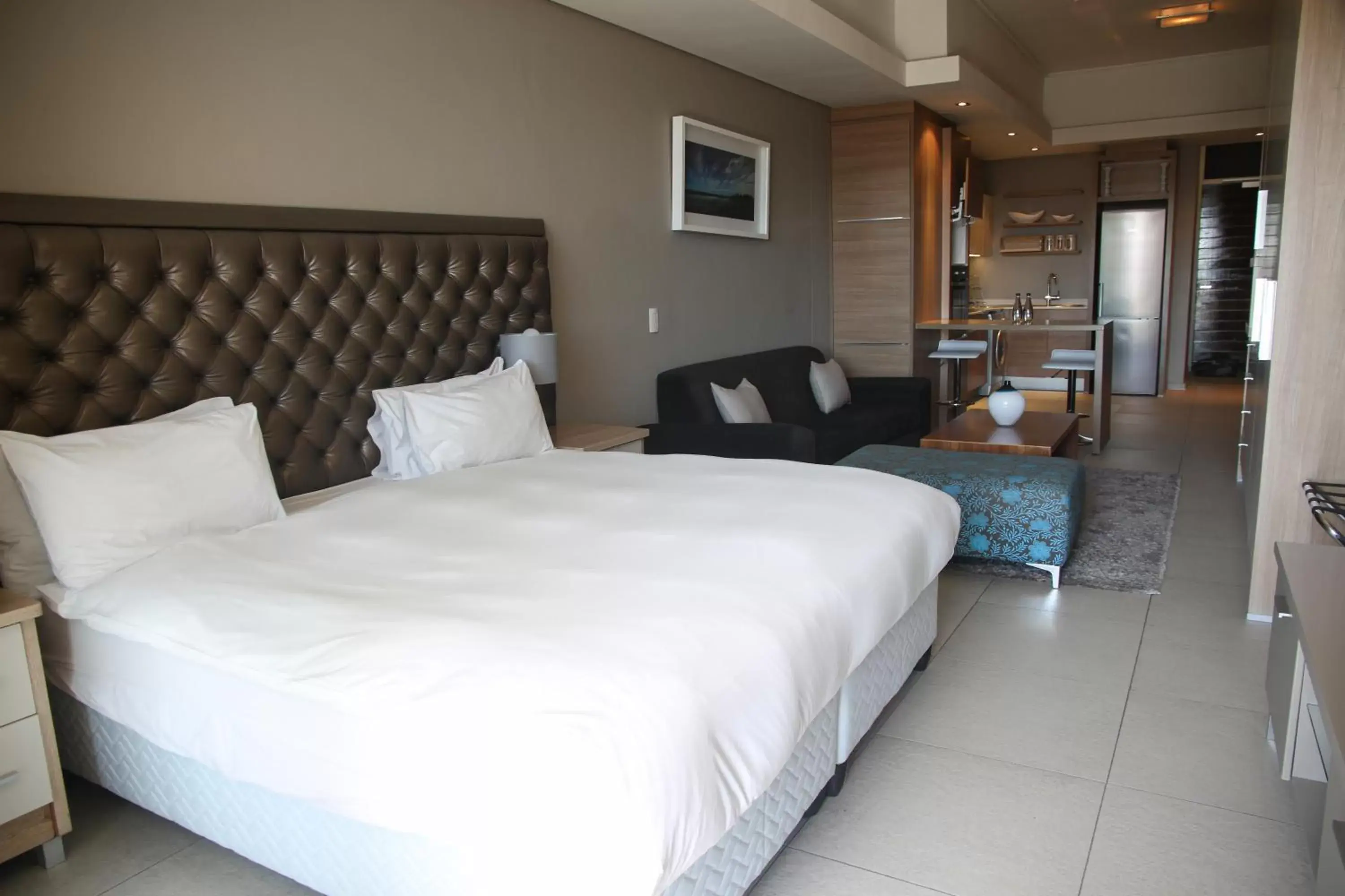 Photo of the whole room, Bed in The Residences at Crystal Towers