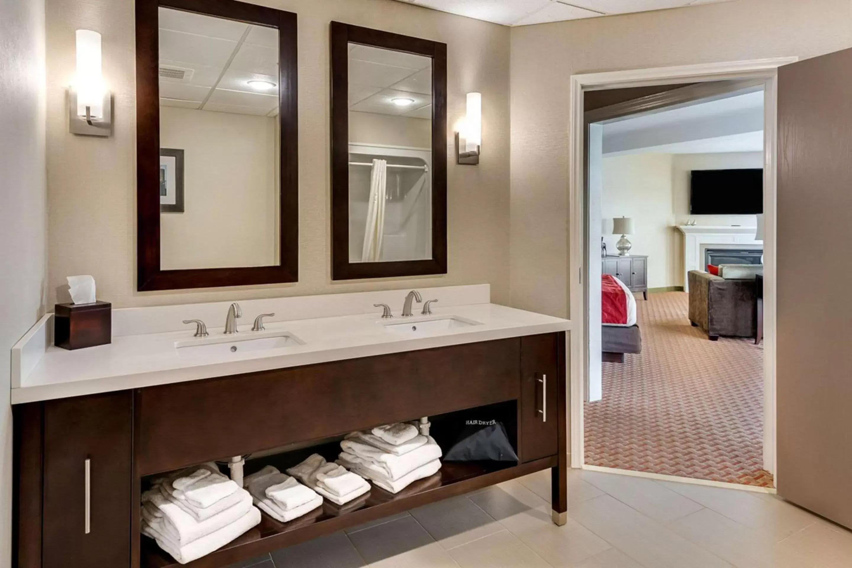 Bathroom in Comfort Suites Chincoteague Island Bayfront Resort