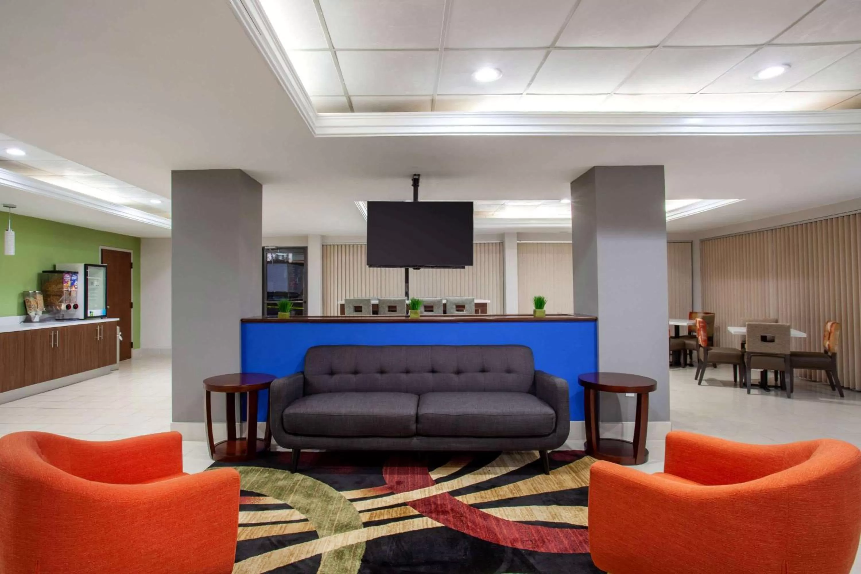 Lobby or reception in Baymont by Wyndham McDonough