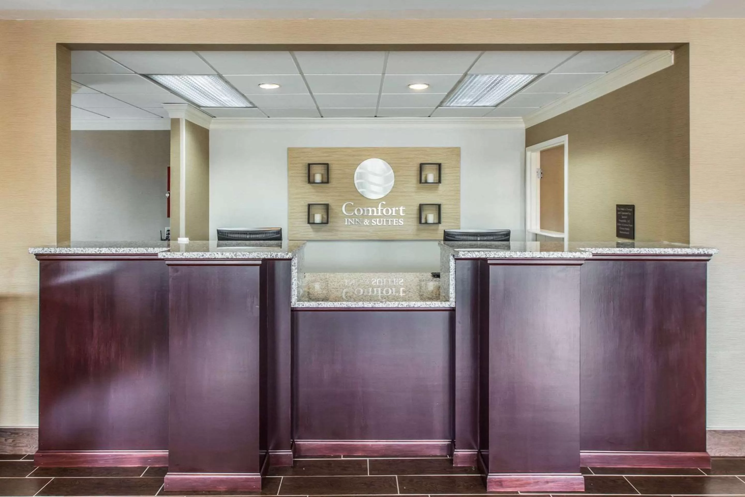 Lobby or reception in Comfort Inn & Suites Knoxville West