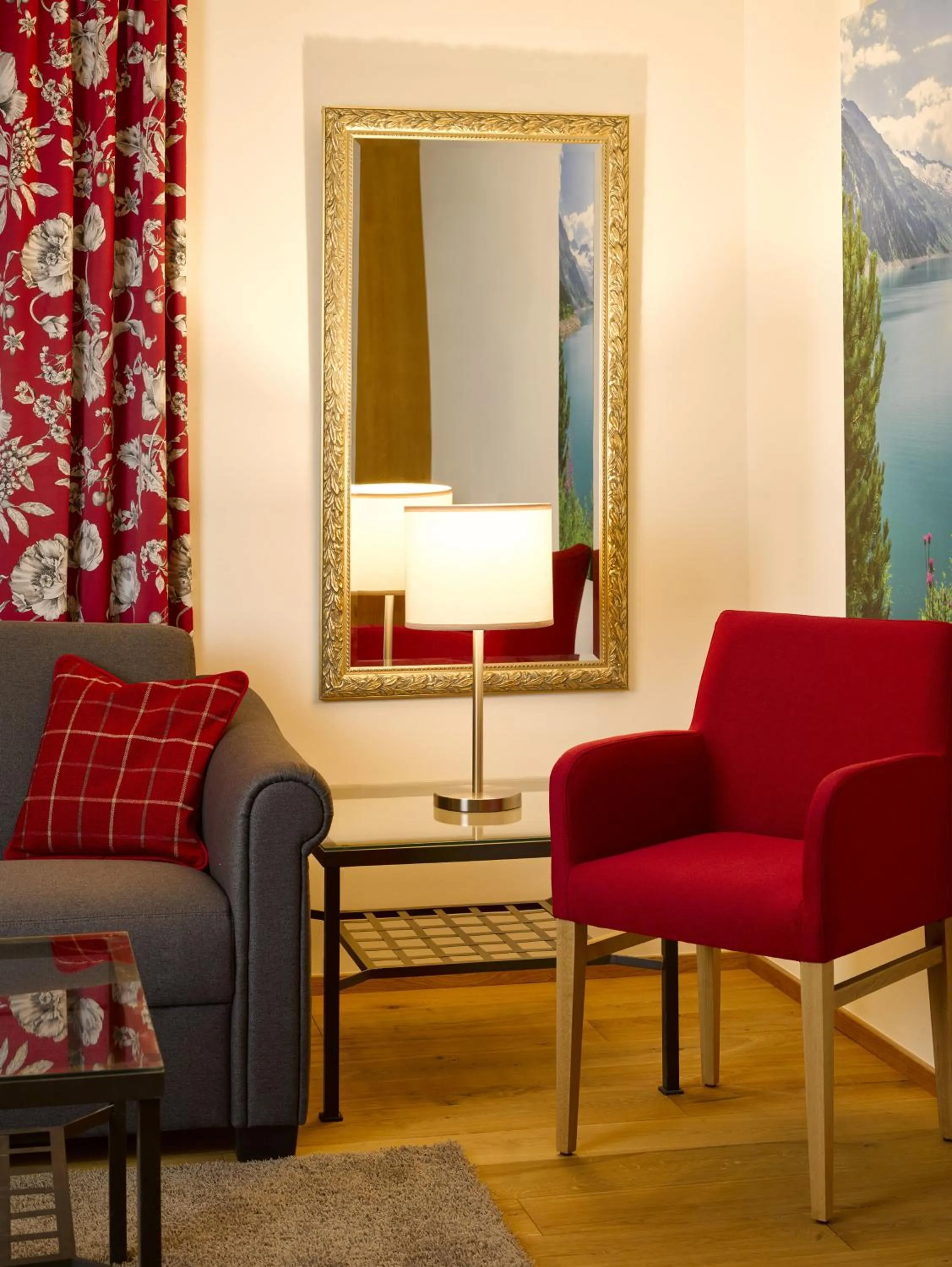 Seating area in Seehotel Waltershof