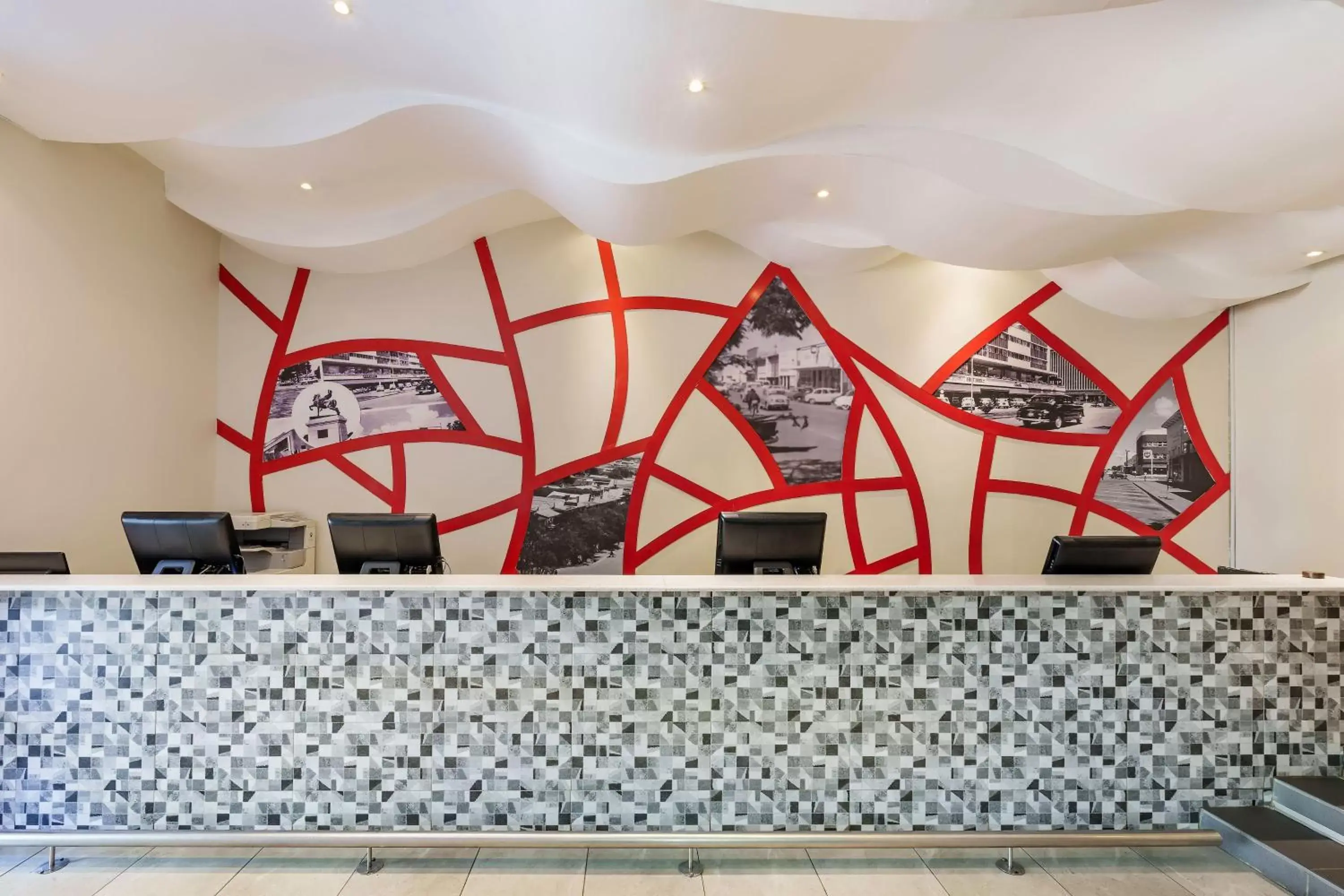 Property building, Lobby/Reception in Protea Hotel by Marriott Lusaka Cairo Road