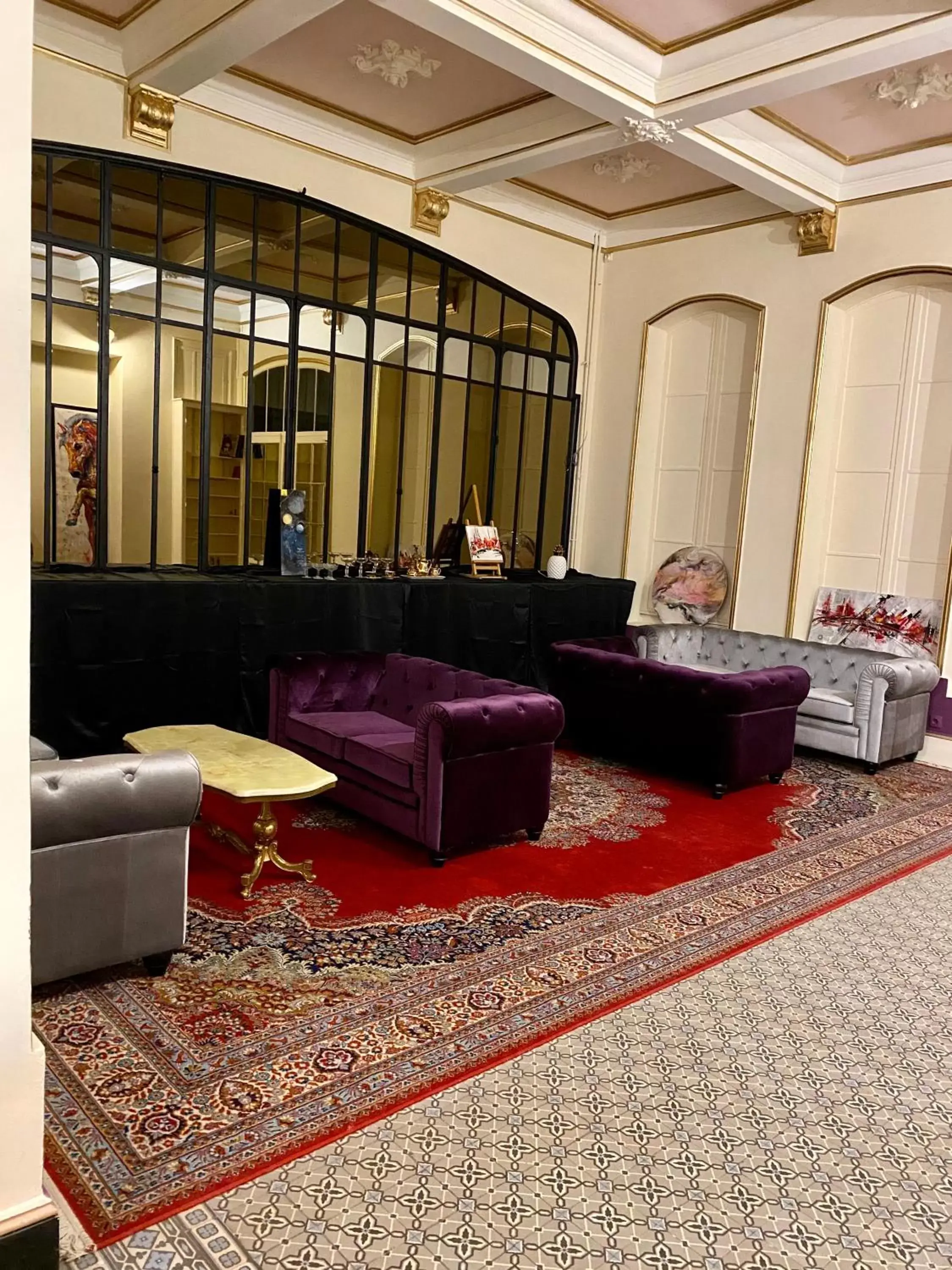 Lobby/Reception in Salon Boyer