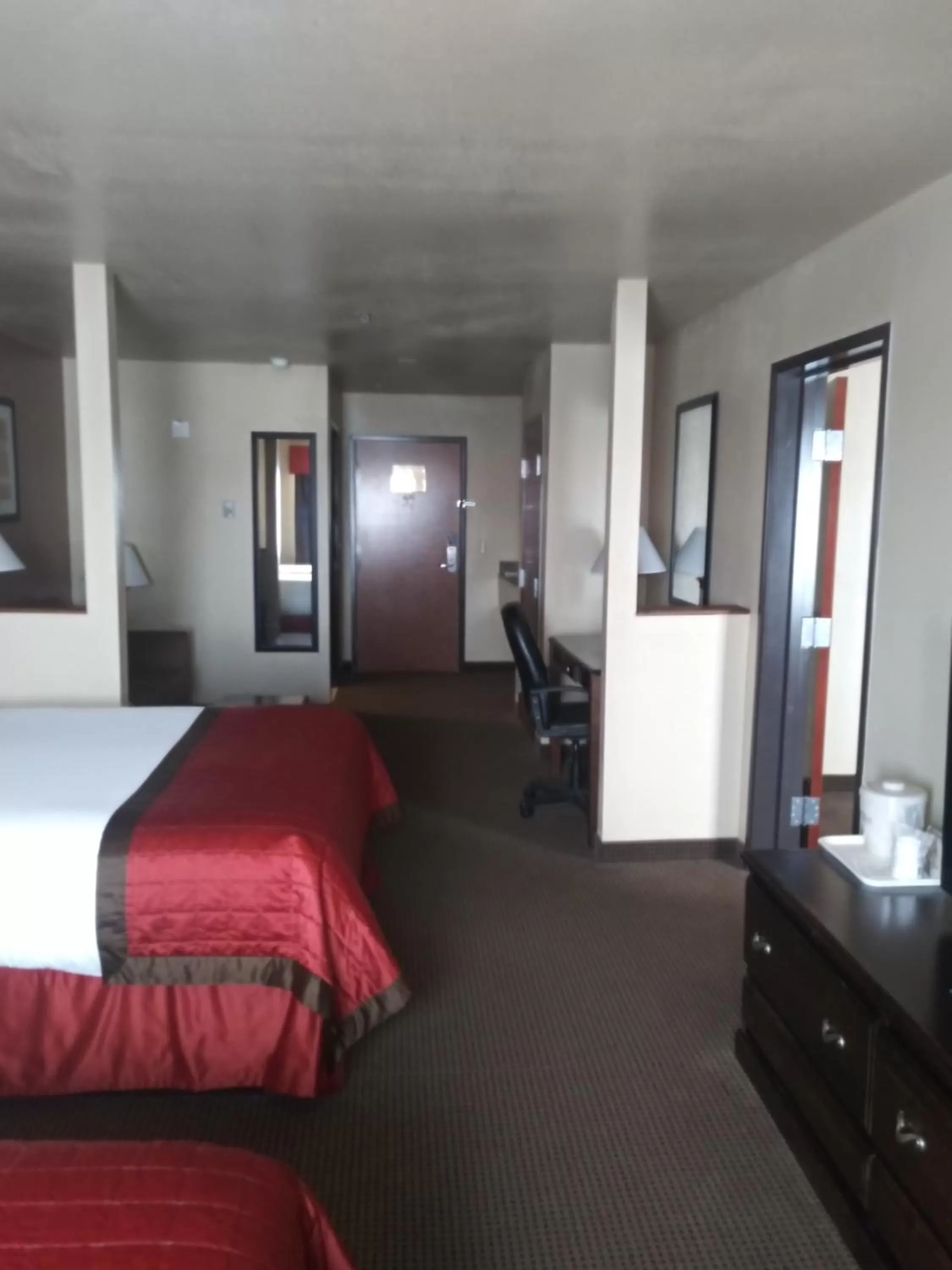 Bedroom, Bed in Baymont by Wyndham Wheeler