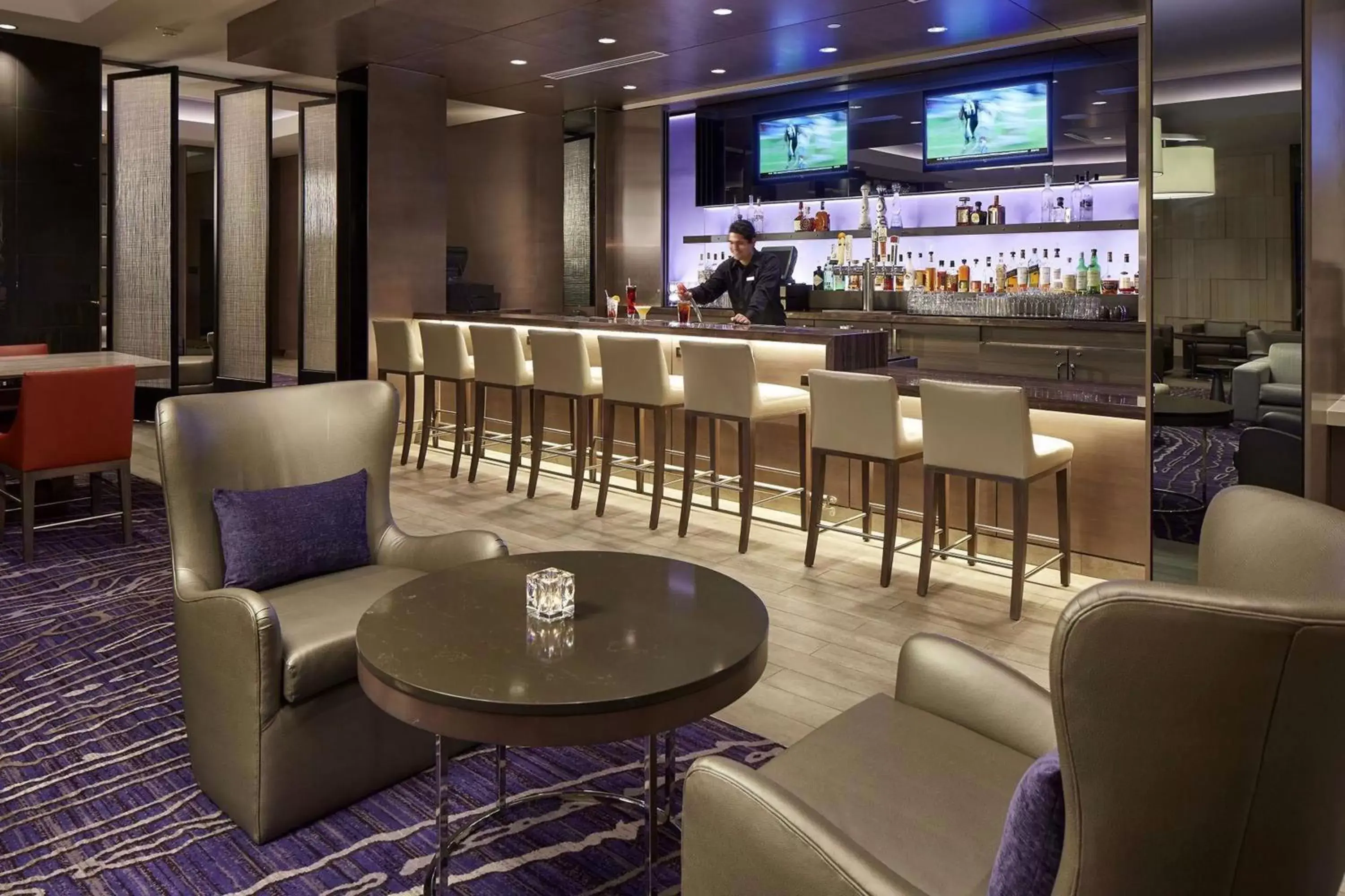 Lounge or bar, Lounge/Bar in Hilton Long Beach Hotel