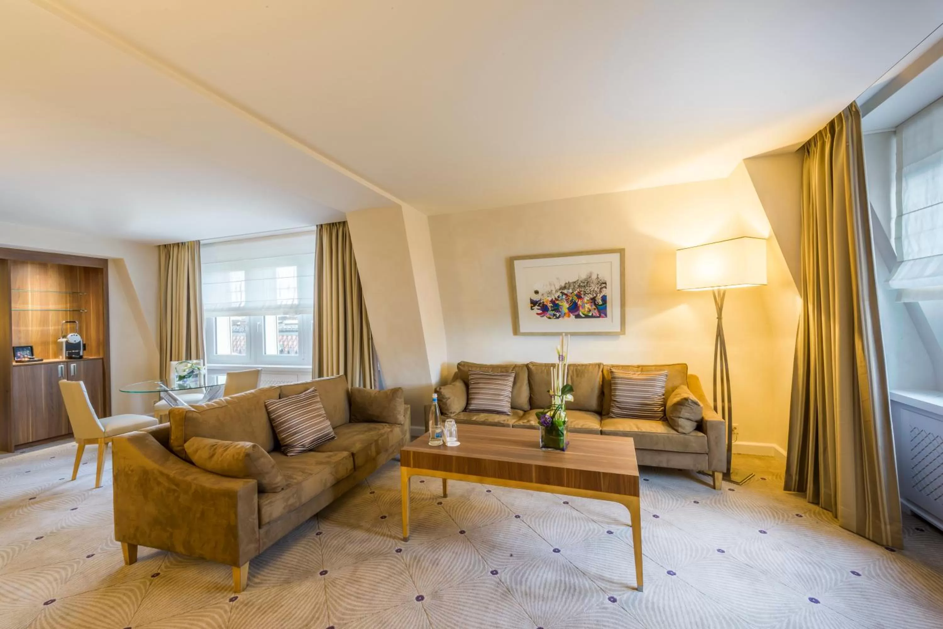 Living room in Lausanne Palace