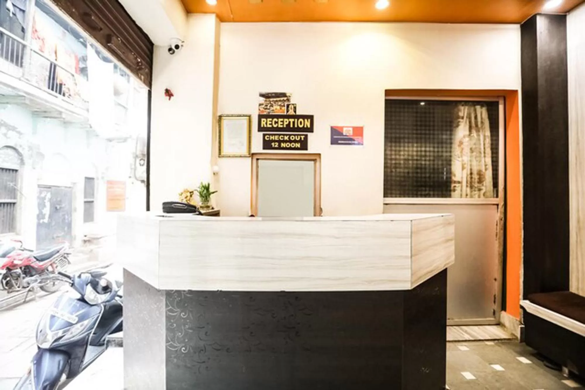 Lobby or reception in Hotel Aakash Ganga