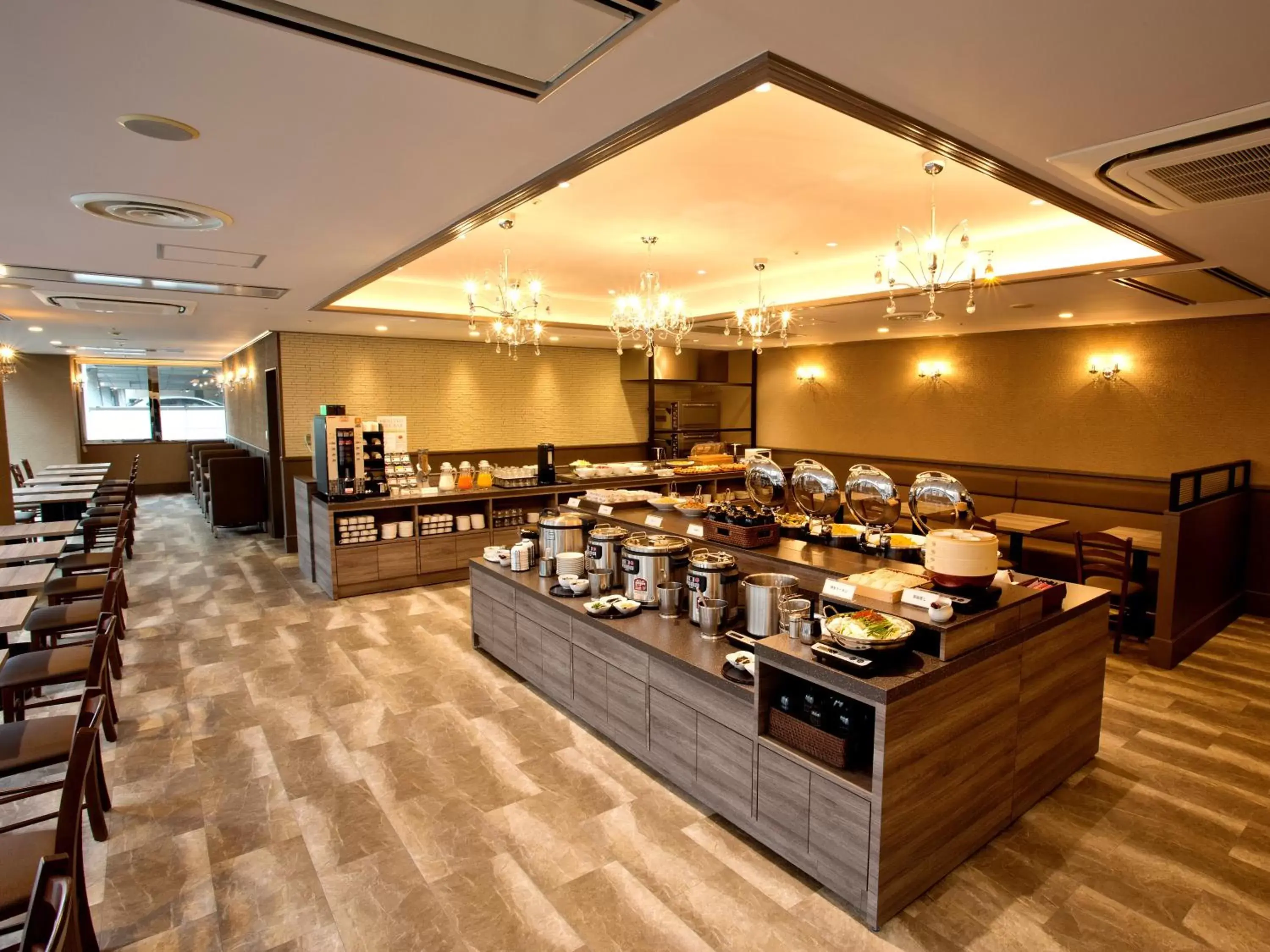 Restaurant/Places to Eat in Natural Hot Spring Yaoji Hakata Hotel