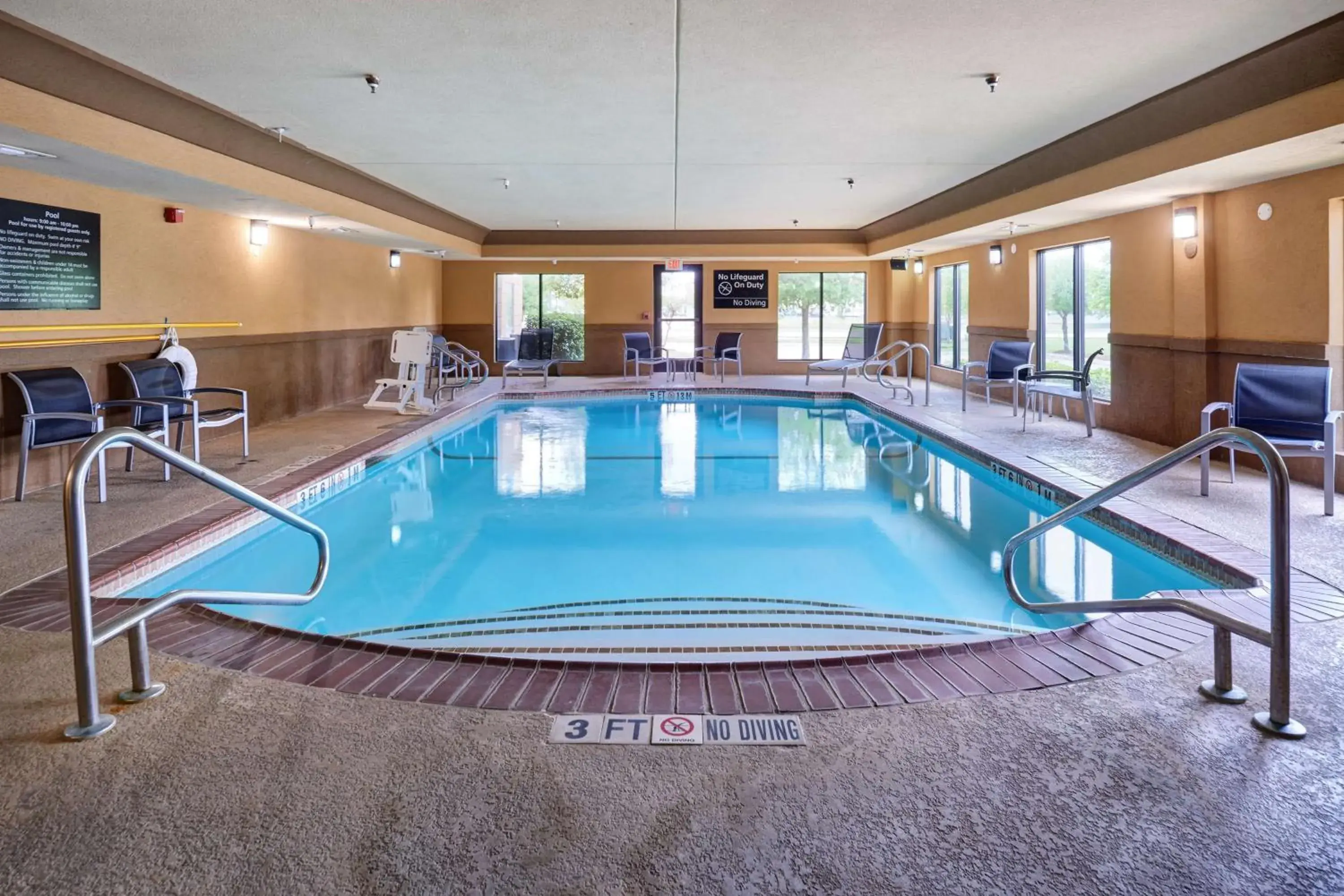 Pool view, Swimming Pool in Hampton Inn & Suites Austin South Buda