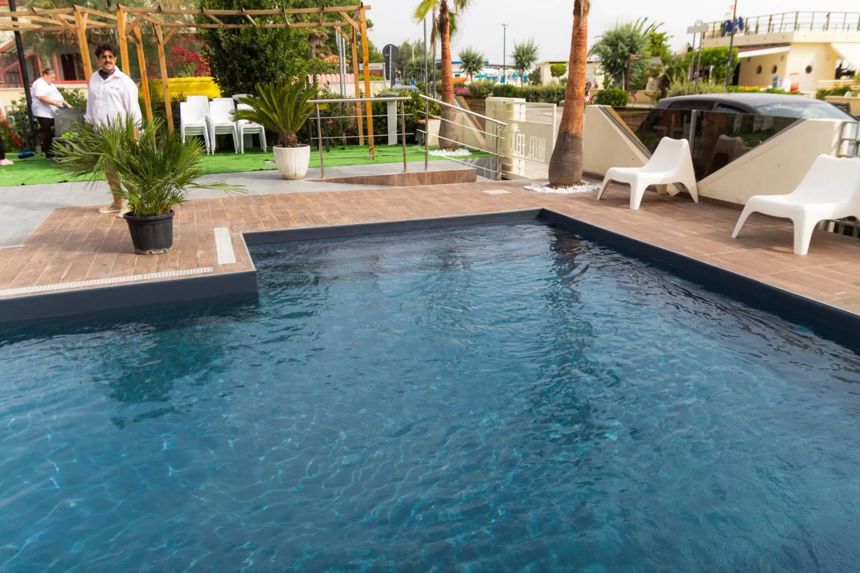 Swimming Pool in Hotel Felicioni