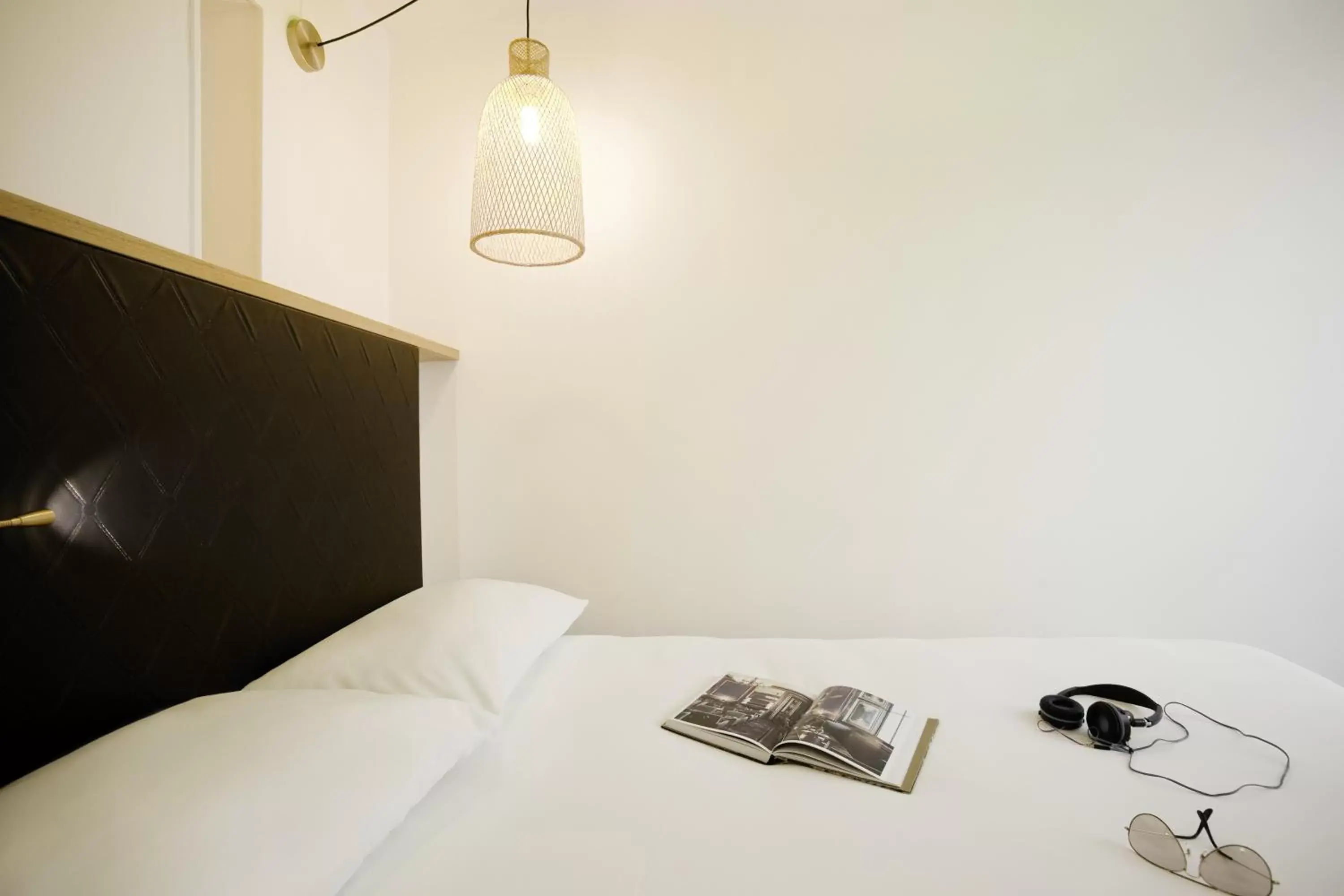 Bed in ibis Styles Paris Buttes Chaumont Bed in ibis Styles Paris Buttes Chaumont