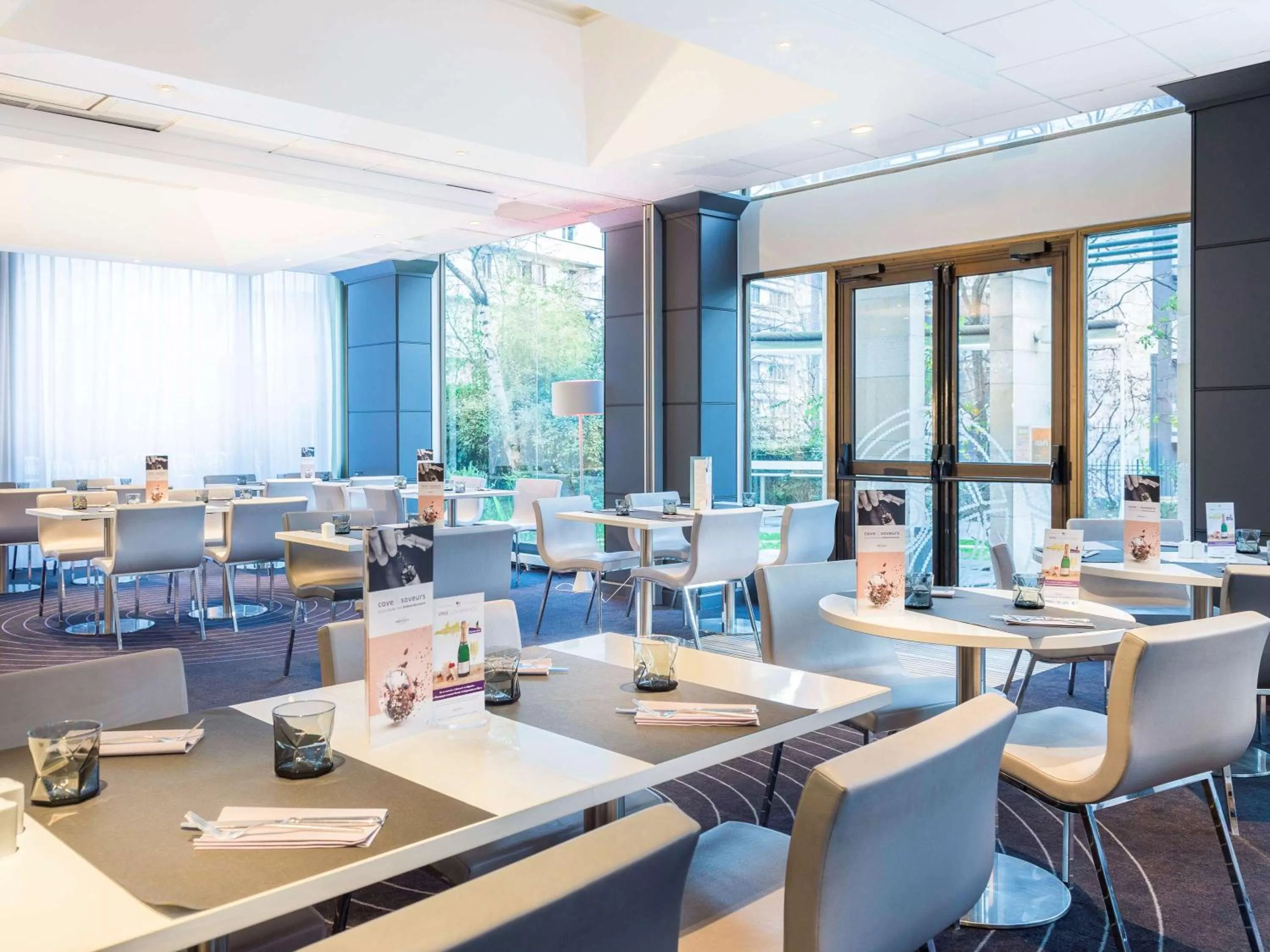 Property building in Mercure Paris Centre Tour Eiffel