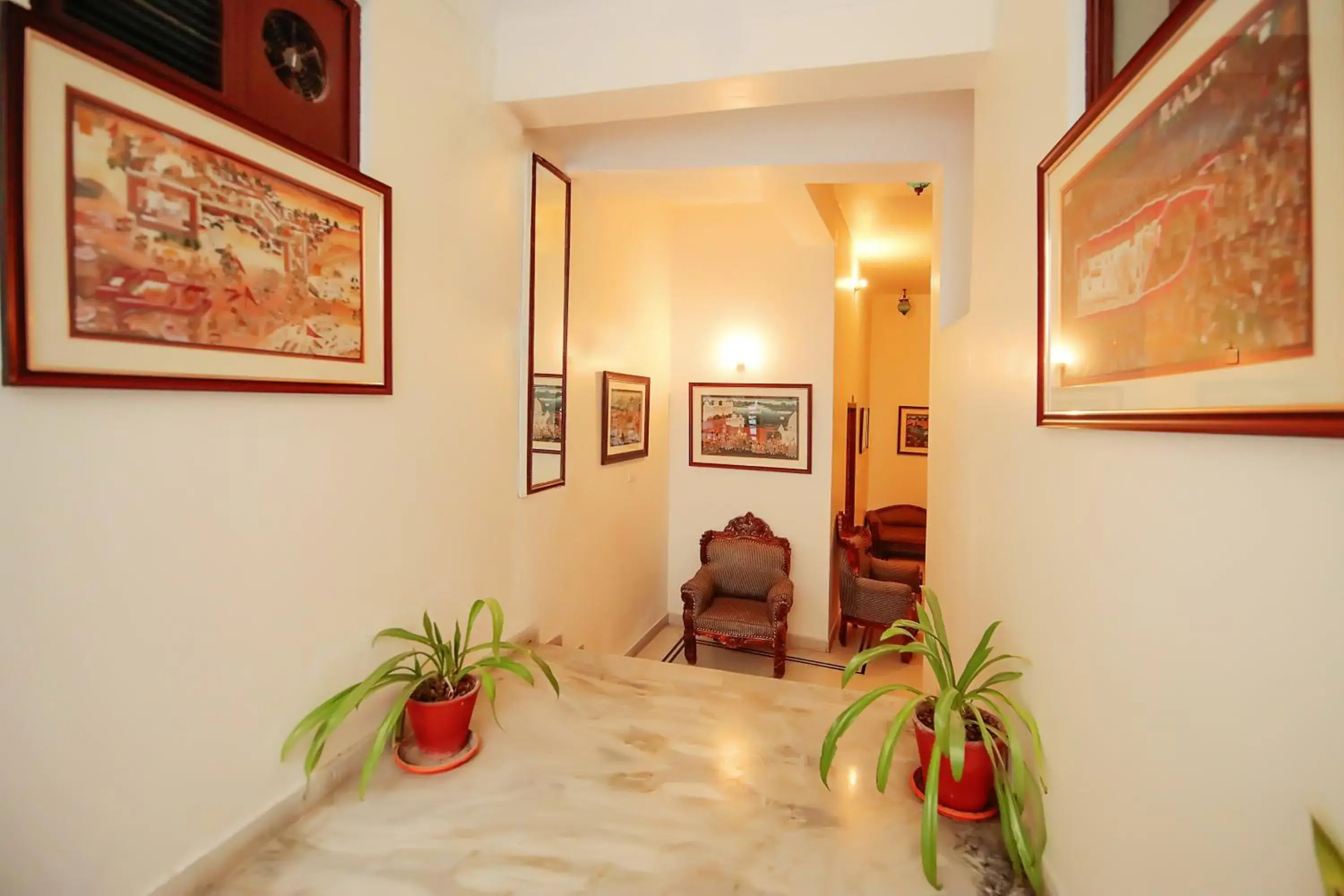 Living room in Hotel Devraj Niwas on Lake Pichola Udaipur
