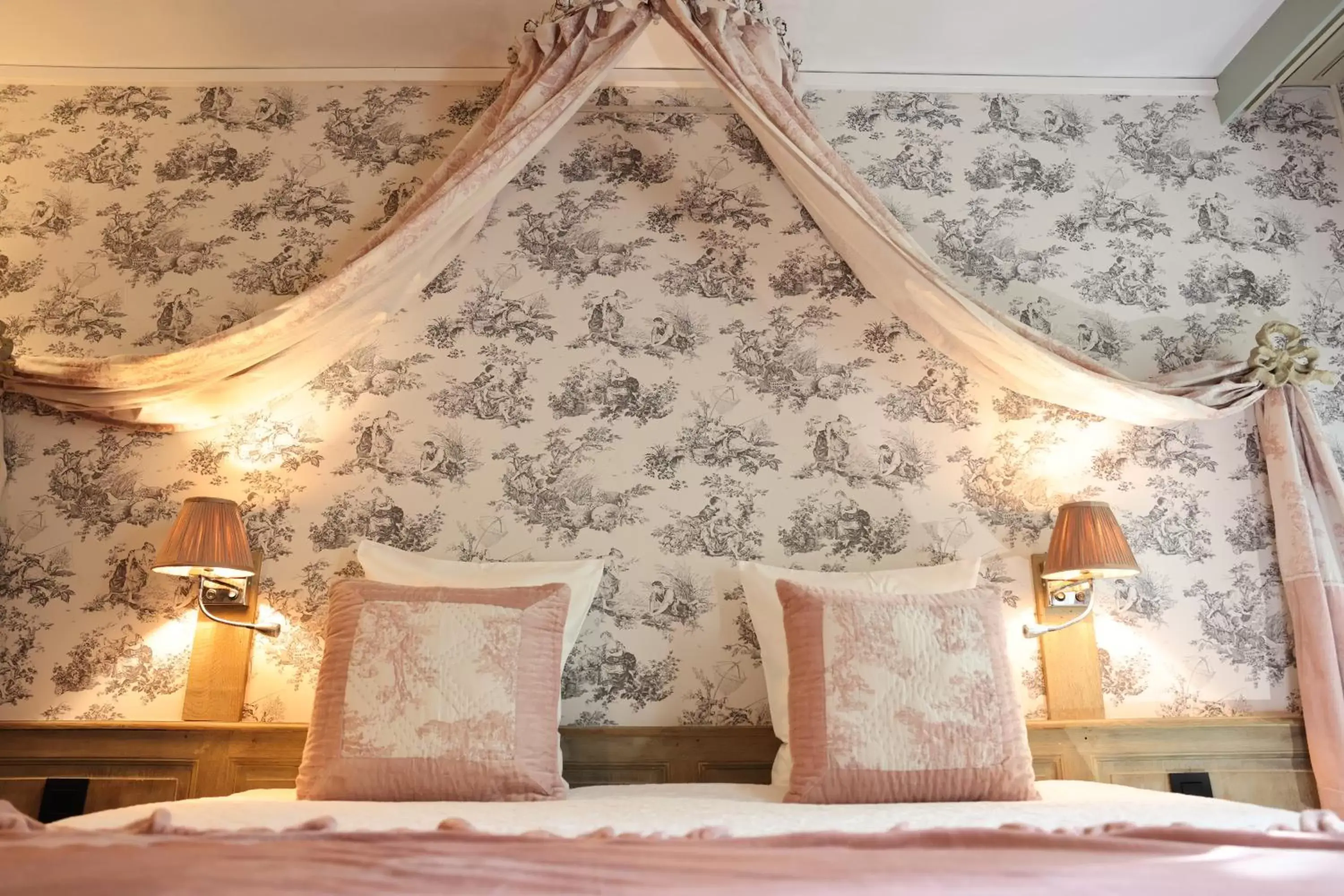 Bed in Hotel Biskajer by CW Hotel Collection Bed in Hotel Biskajer by CW Hotel Collection