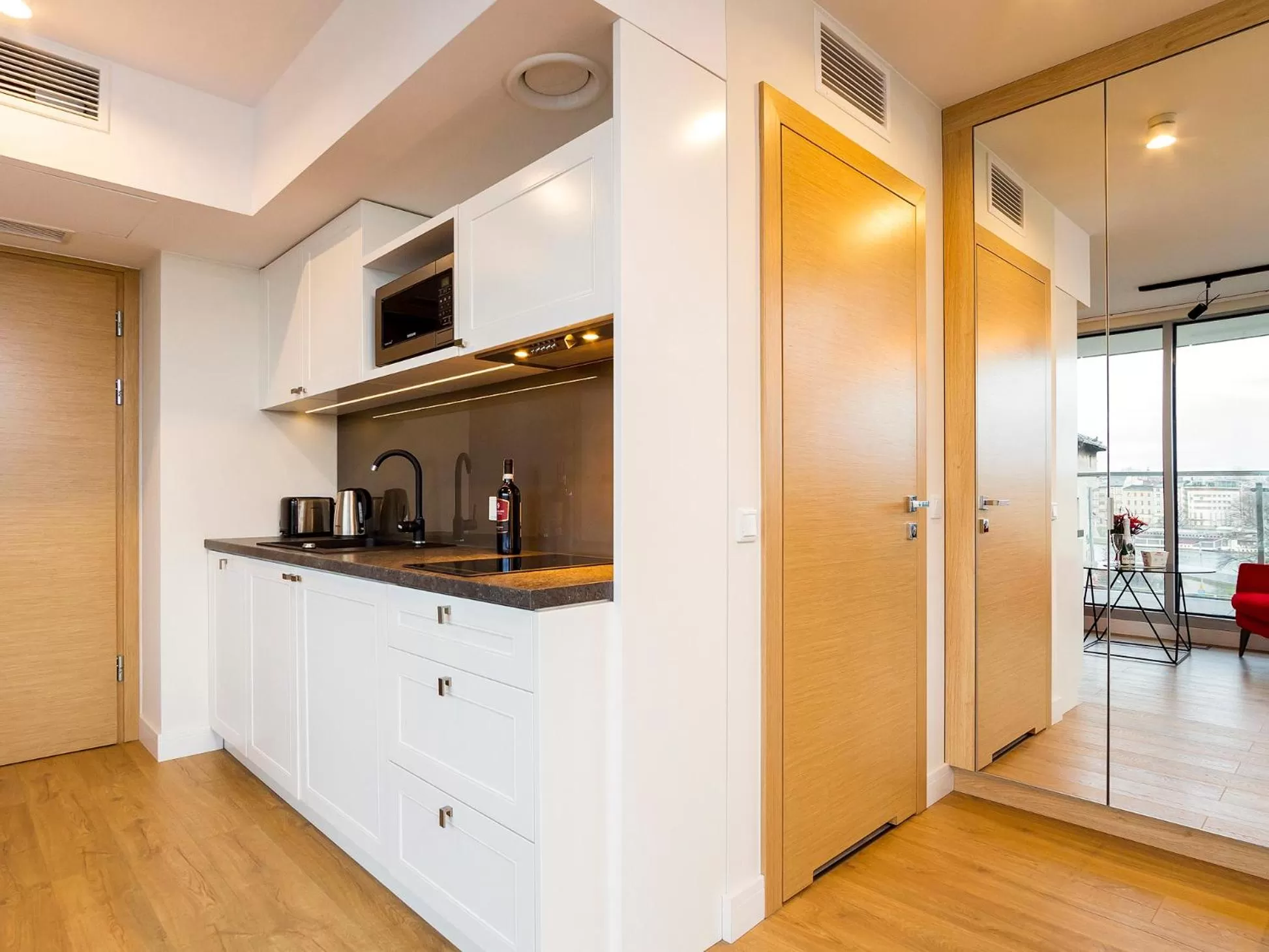 Kitchen or kitchenette in Riverside Aparthotel Cracow