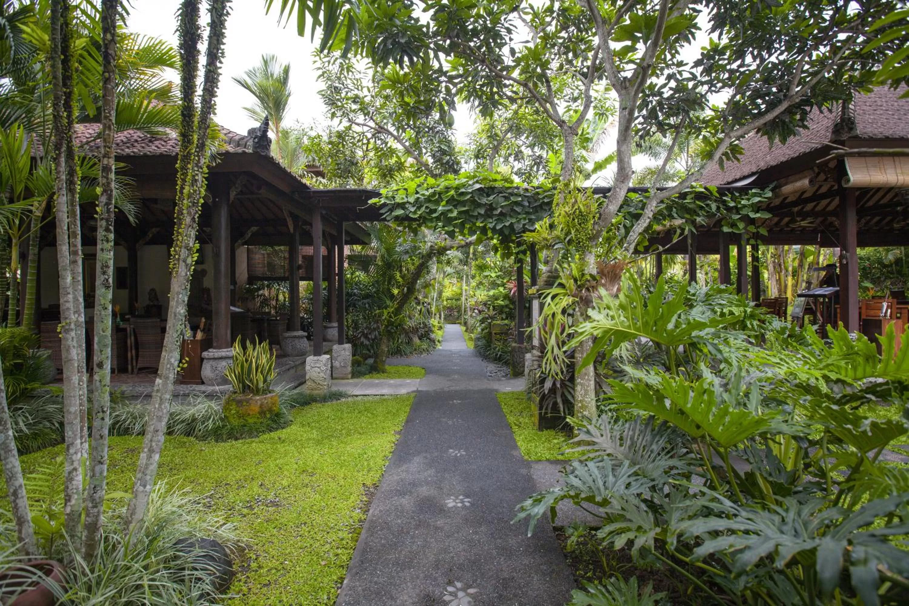 Property Building in Bebek Tepi Sawah Restaurant & Villas