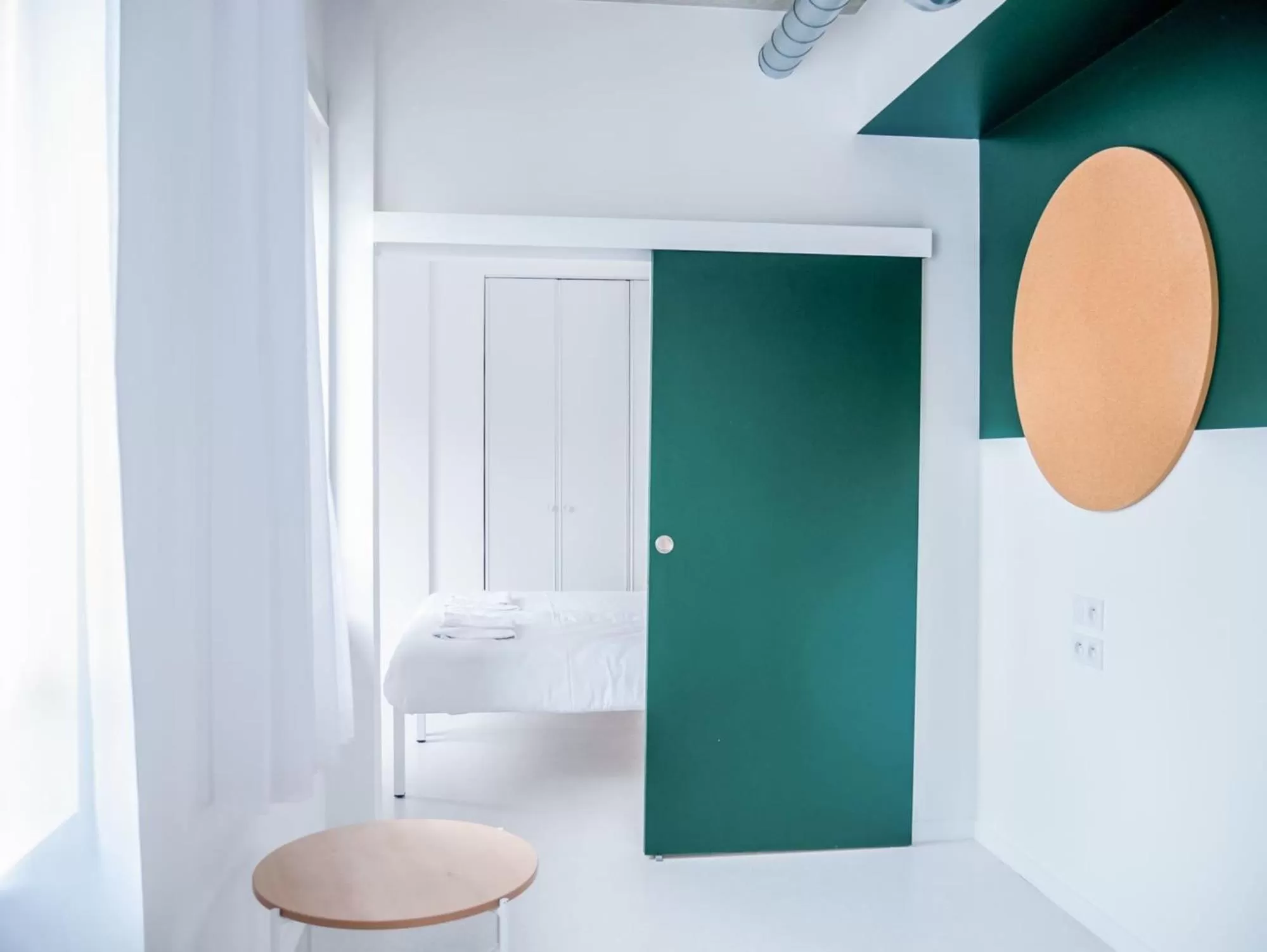 Photo of the whole room, Bed in Ecla Paris Noisy-le-Grand