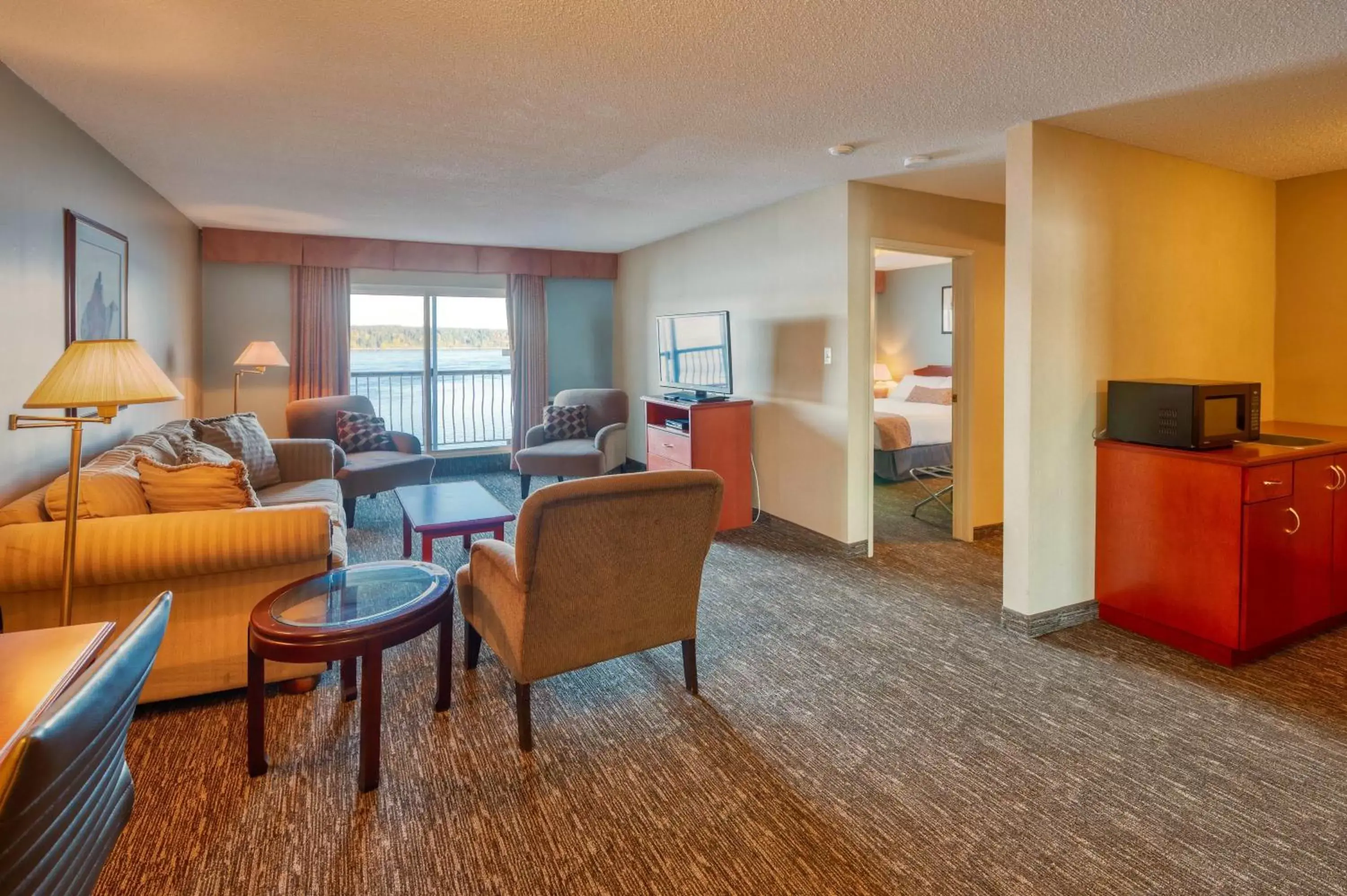 Living room, Seating Area in Anchor Inn and Suites