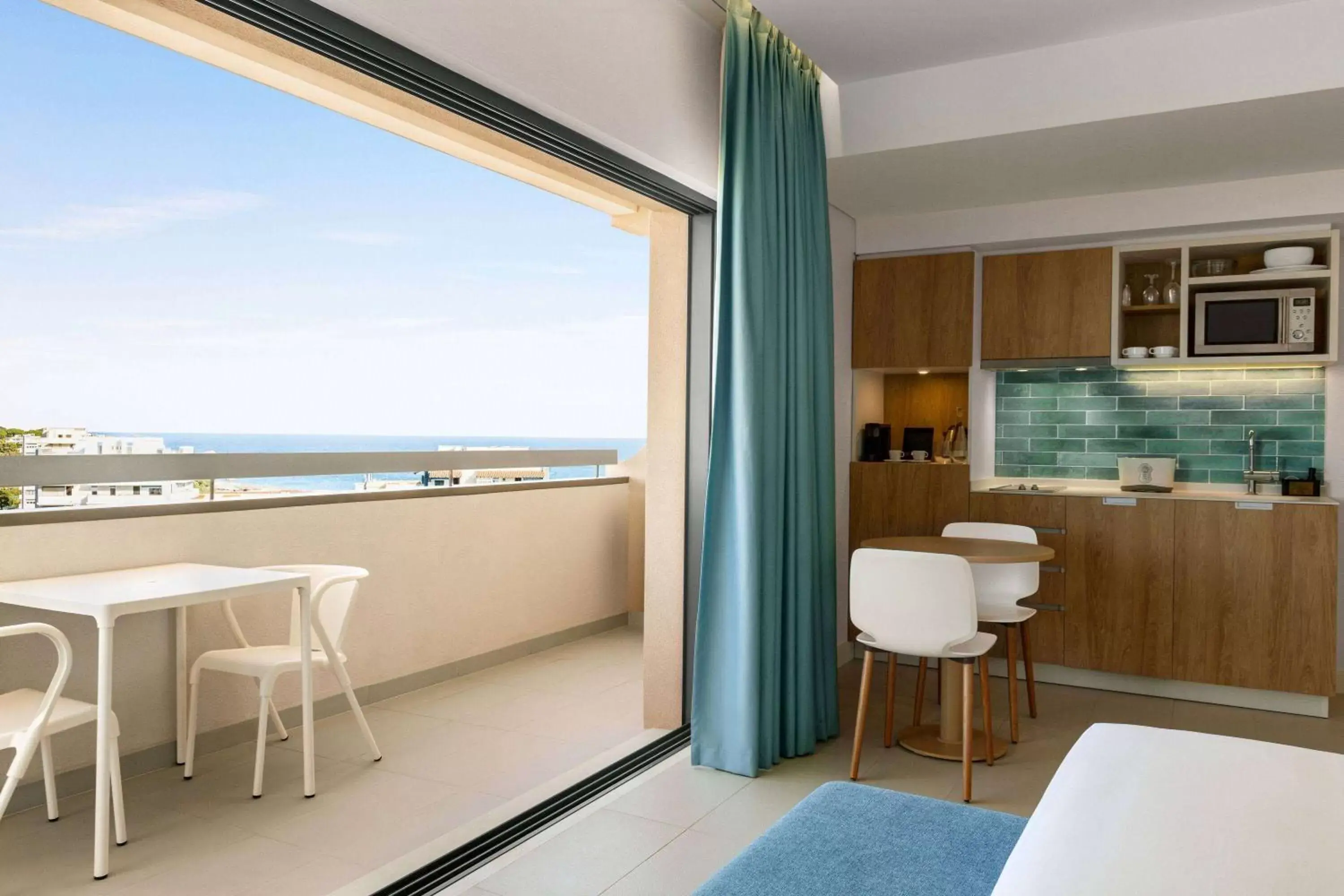 Bed in Wyndham Residences Alvor Beach