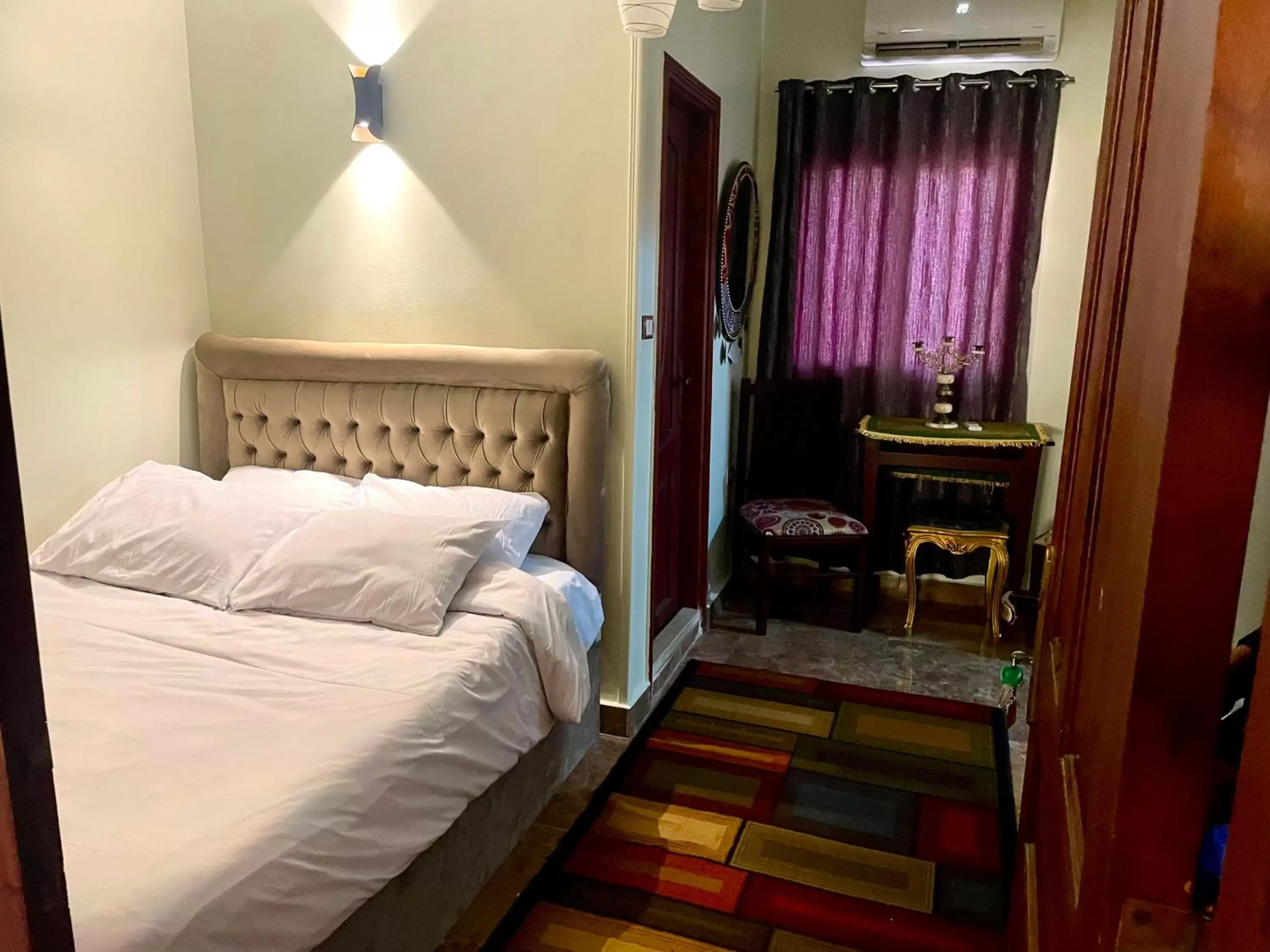 Triple Room with View - single occupancy in Sphinx palace pyramids view Triple Room with View - single occupancy in Sphinx palace pyramids view