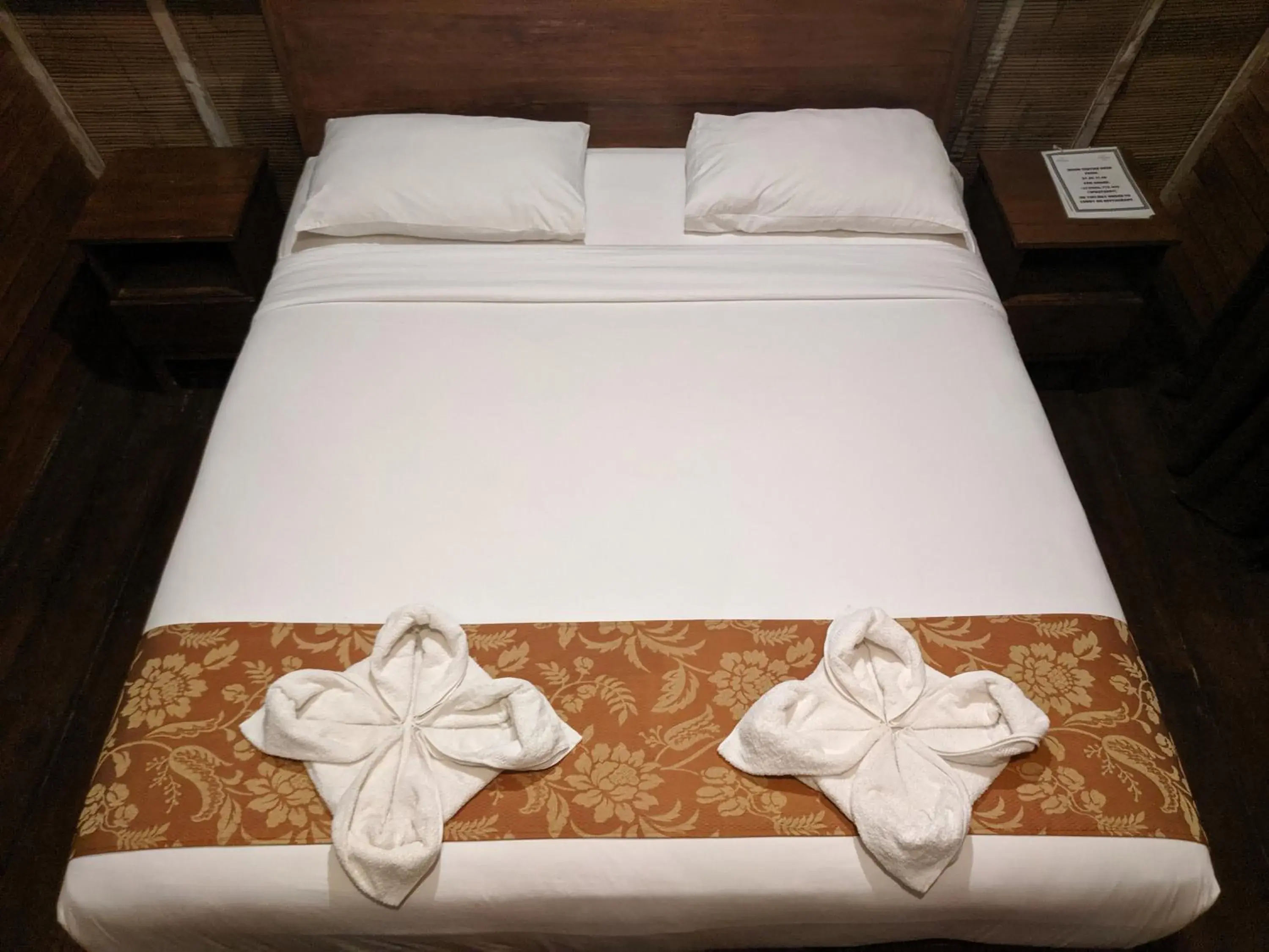 Bed in Paradesa Villa