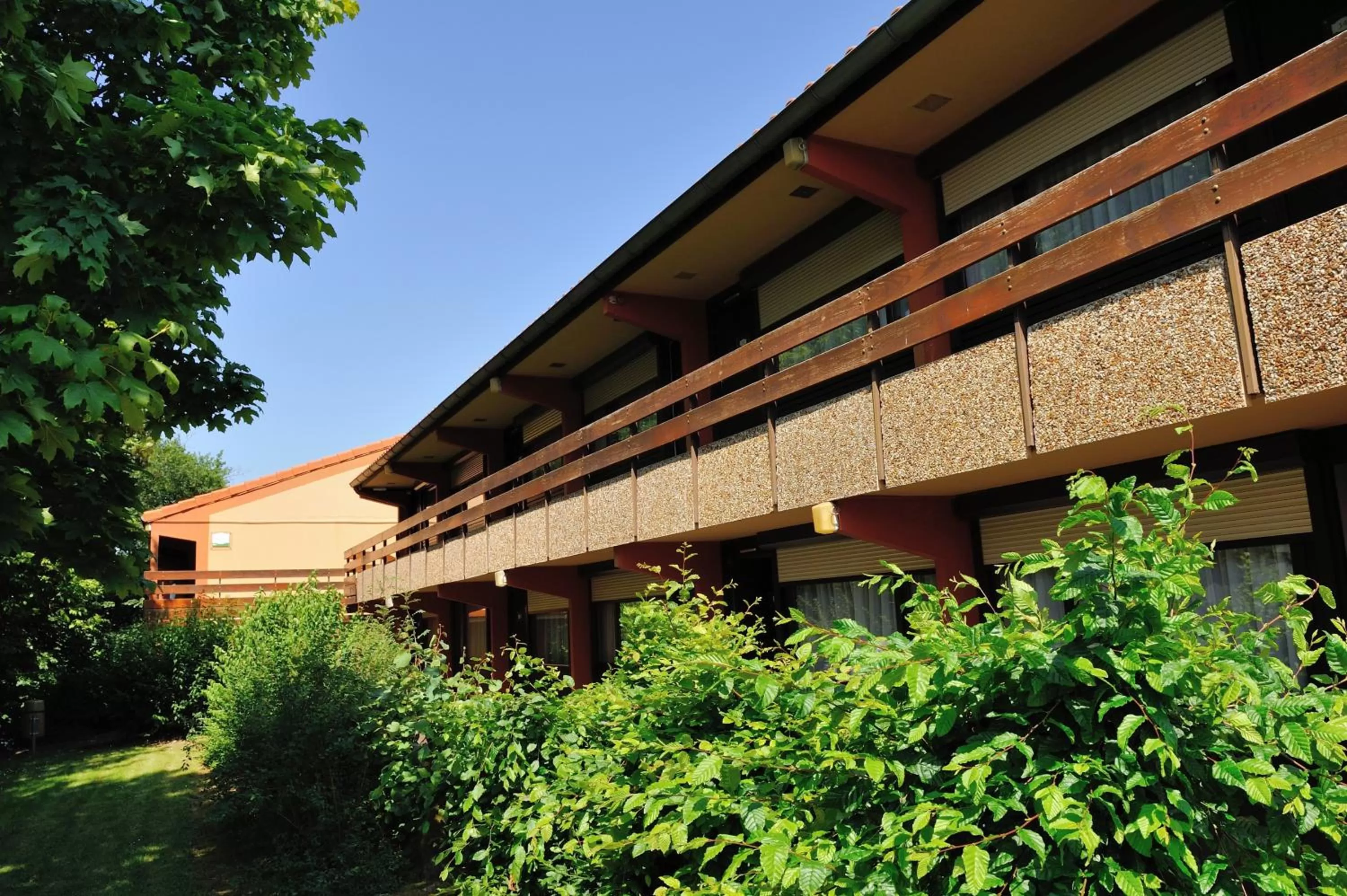 Facade/entrance in Campanile Cholet