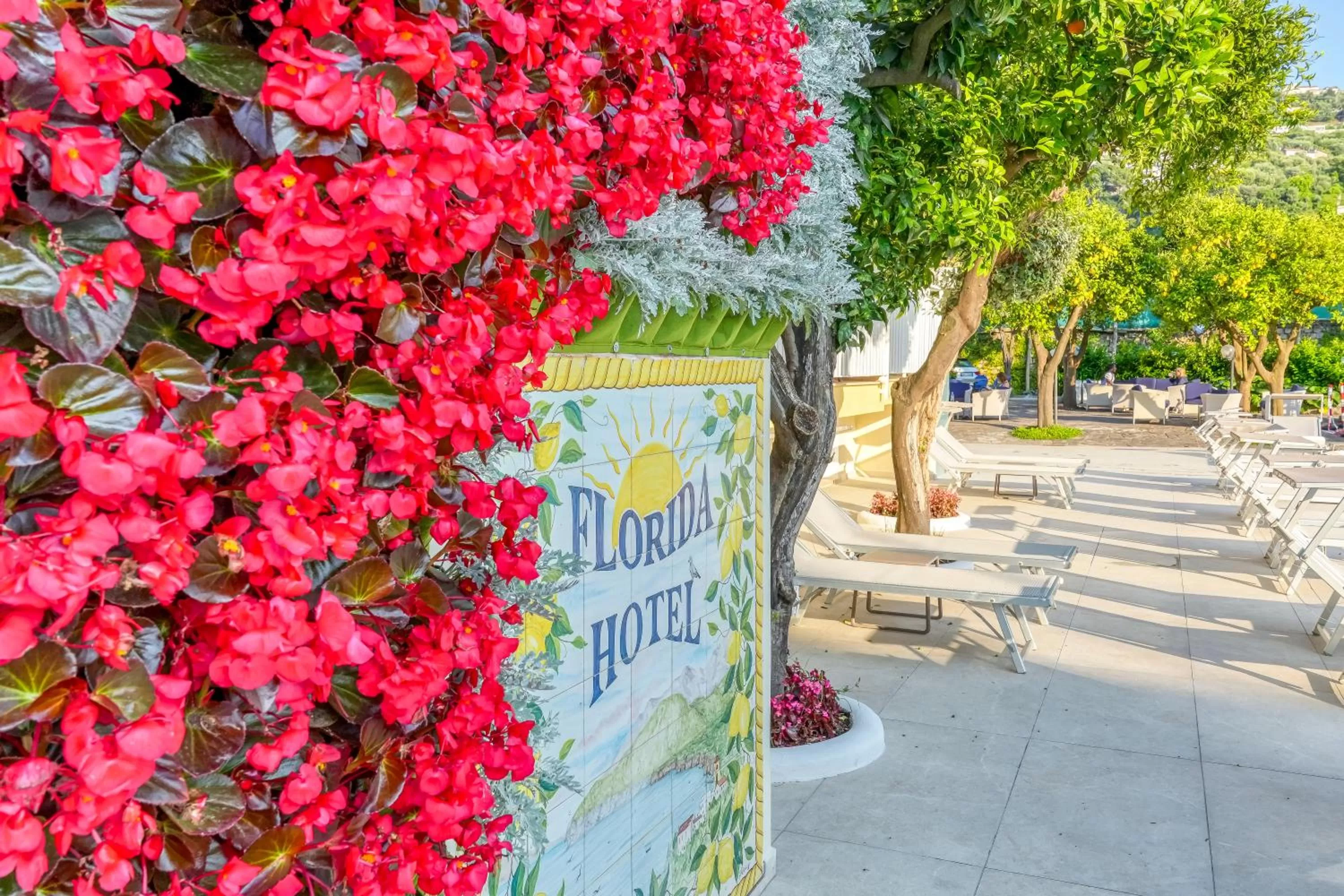 Spring in Hotel Florida