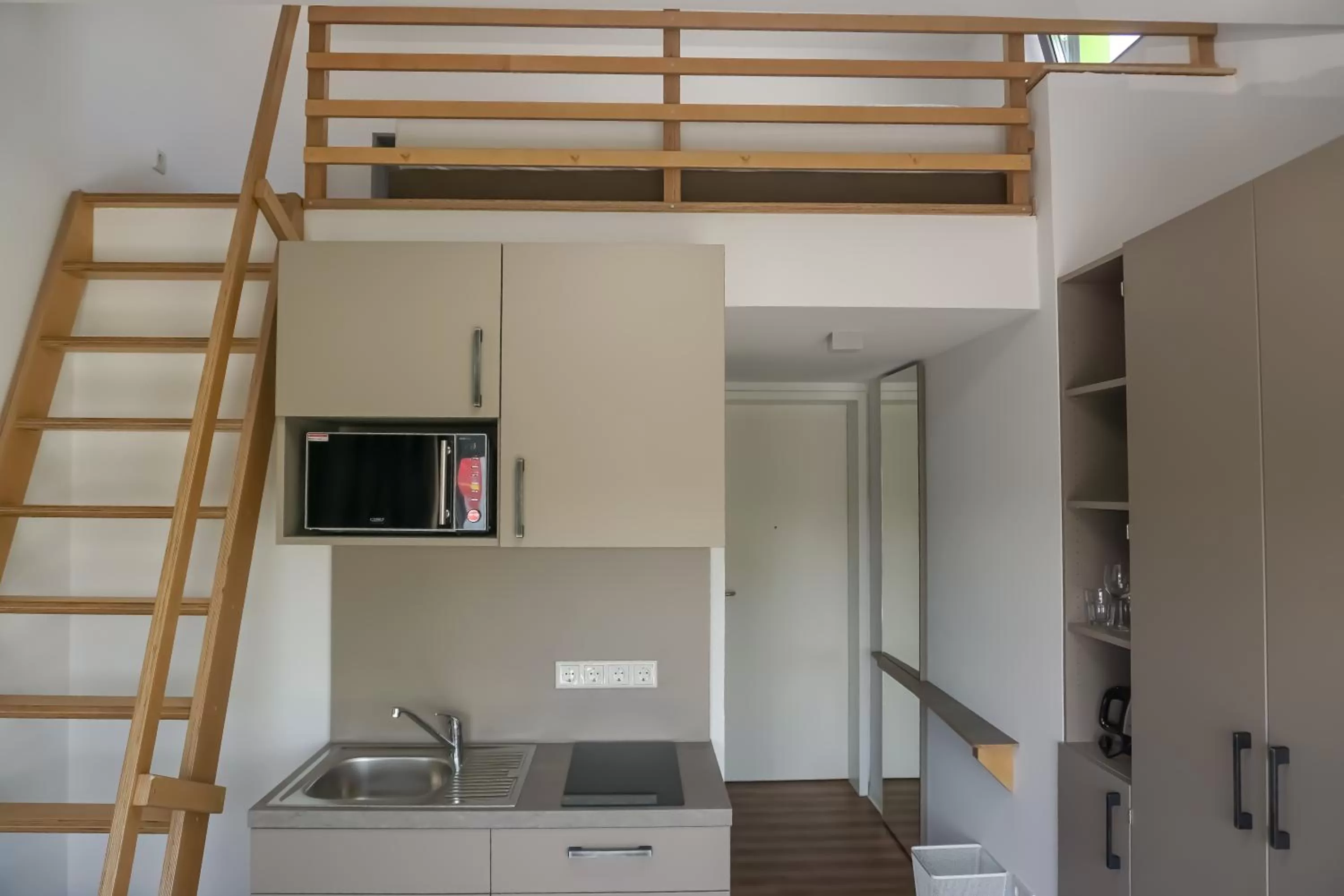 Photo of the whole room, Kitchen/Kitchenette in nicetostay