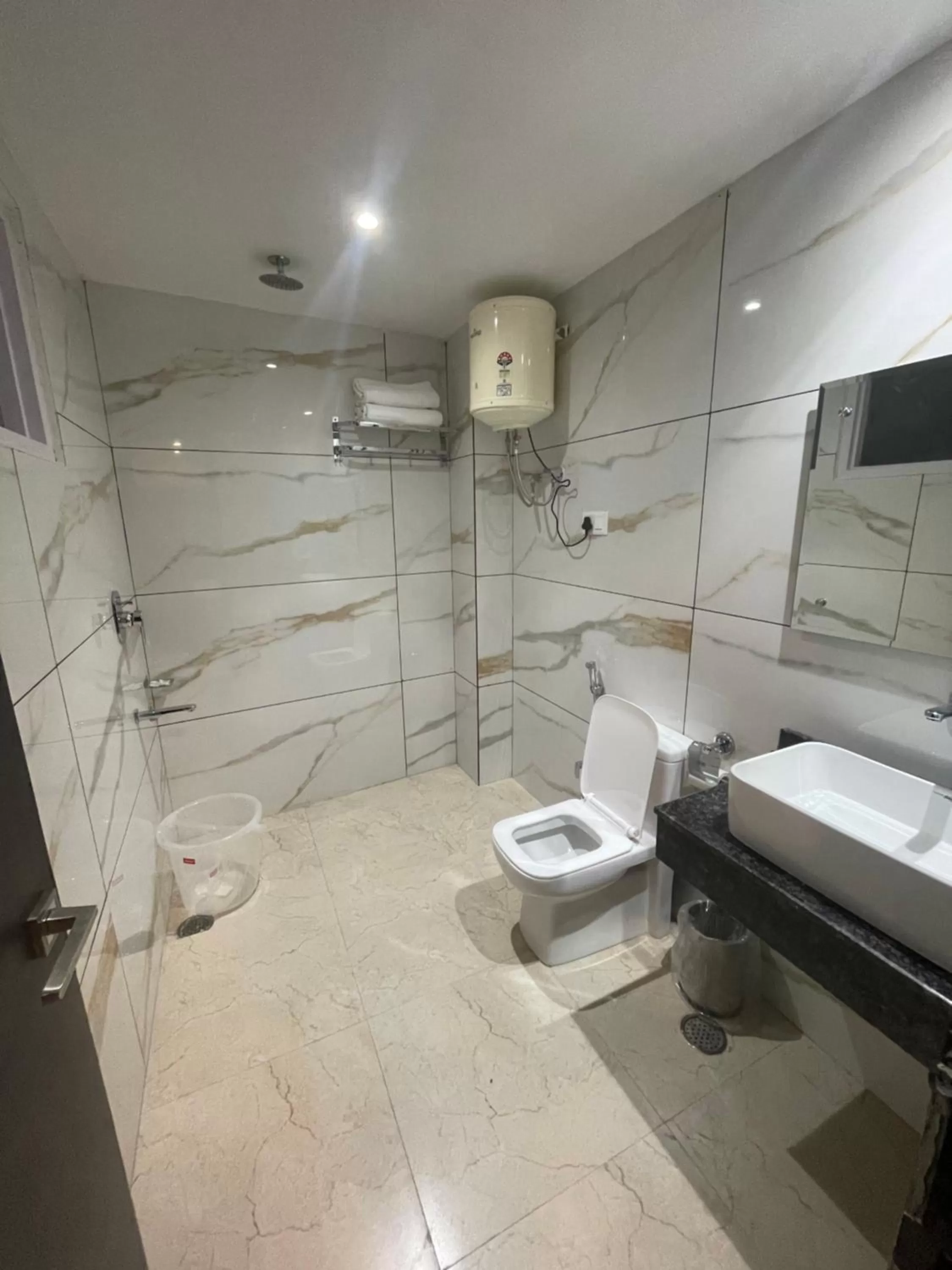 Shower in Hotel The Vaishvik