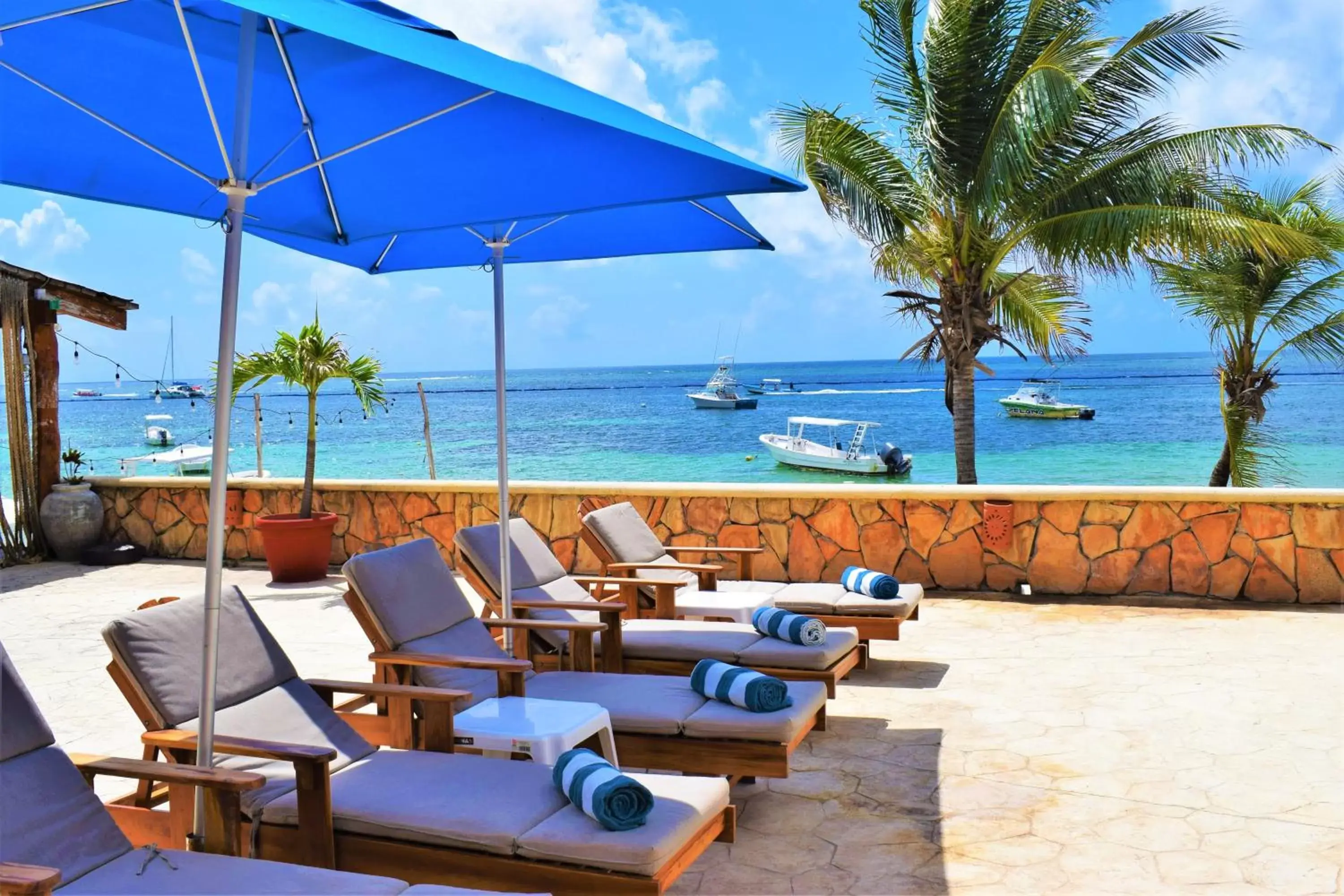 sunbed in Hacienda Morelos Beachfront Hotel