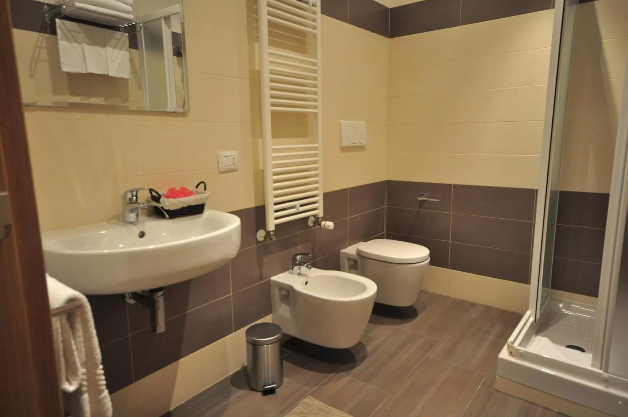 Bathroom in Hotel 325 Tor Vergata