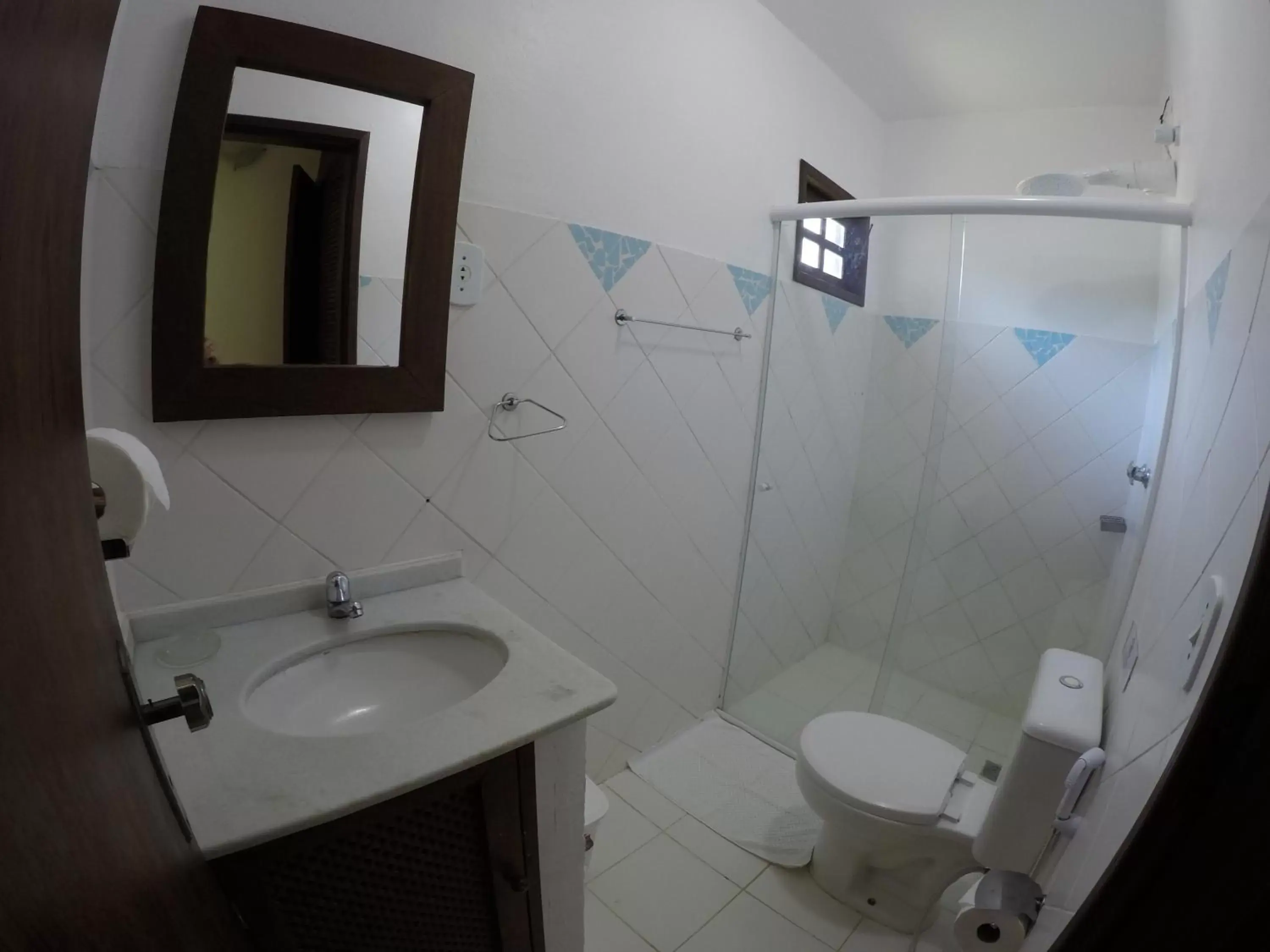 Toilet, Bathroom in Pousada Casa Cactus Búzios