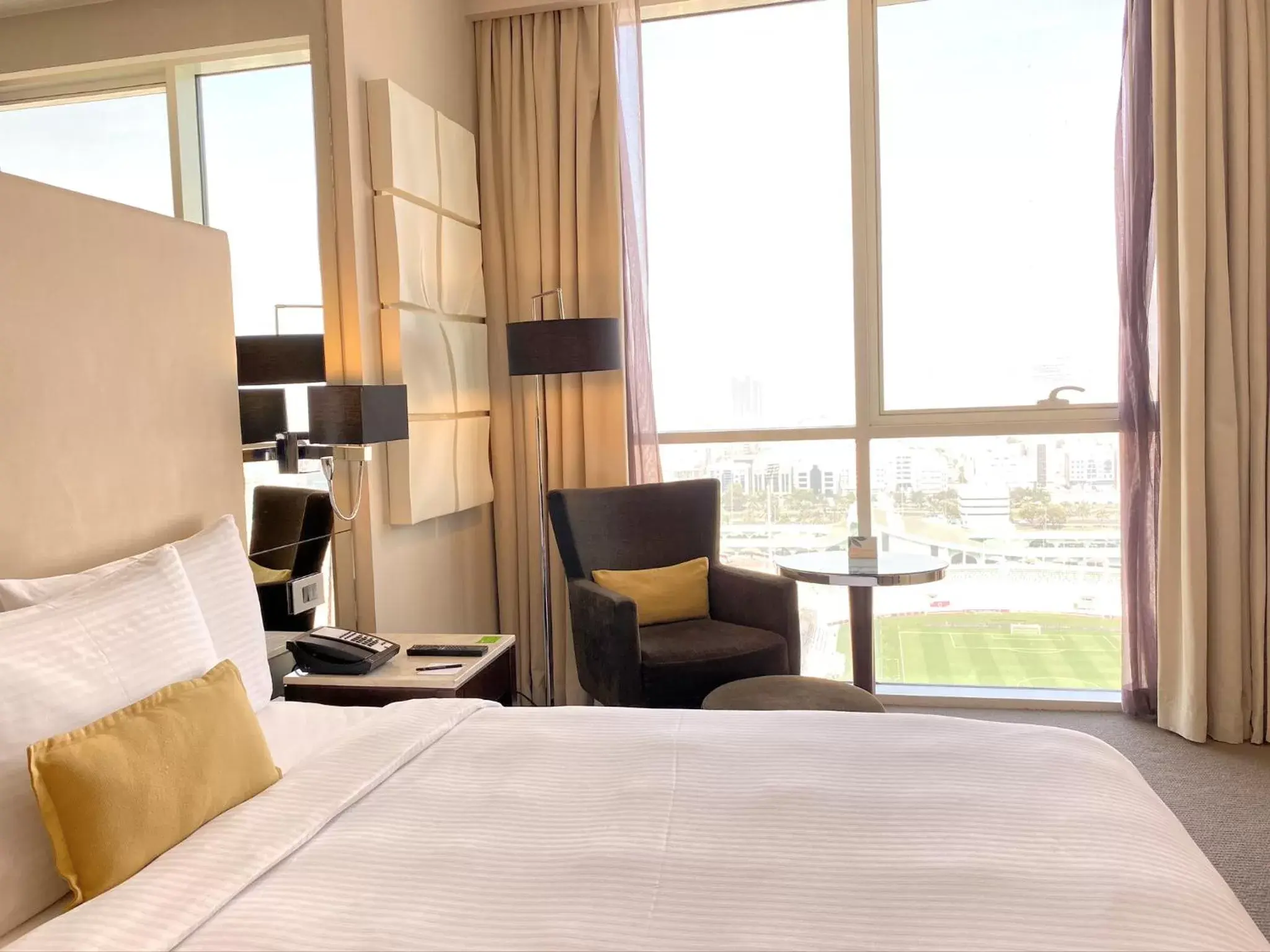 Photo of the whole room, Bed in Centro Al Manhal by Rotana