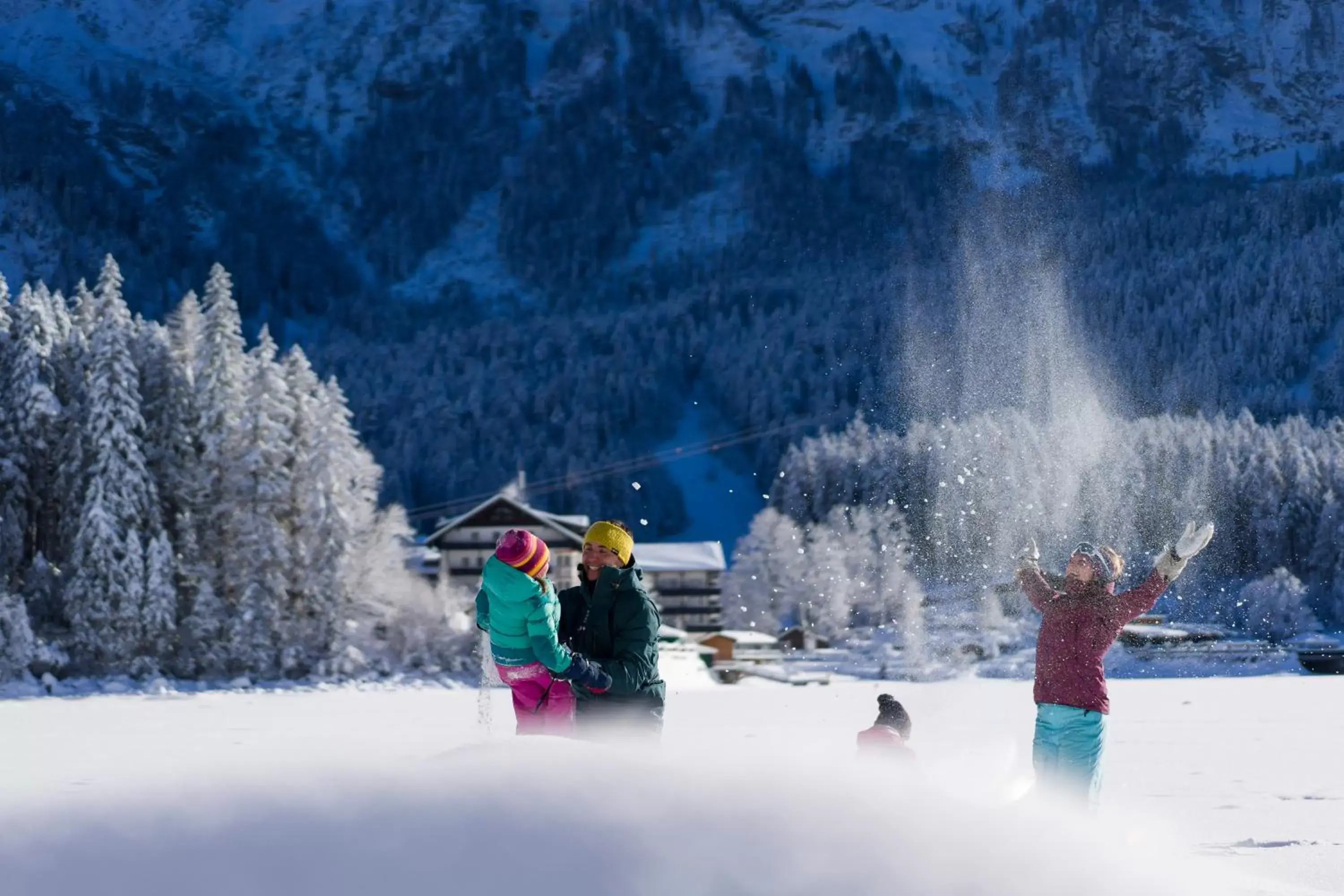 Winter in Eibsee Hotel