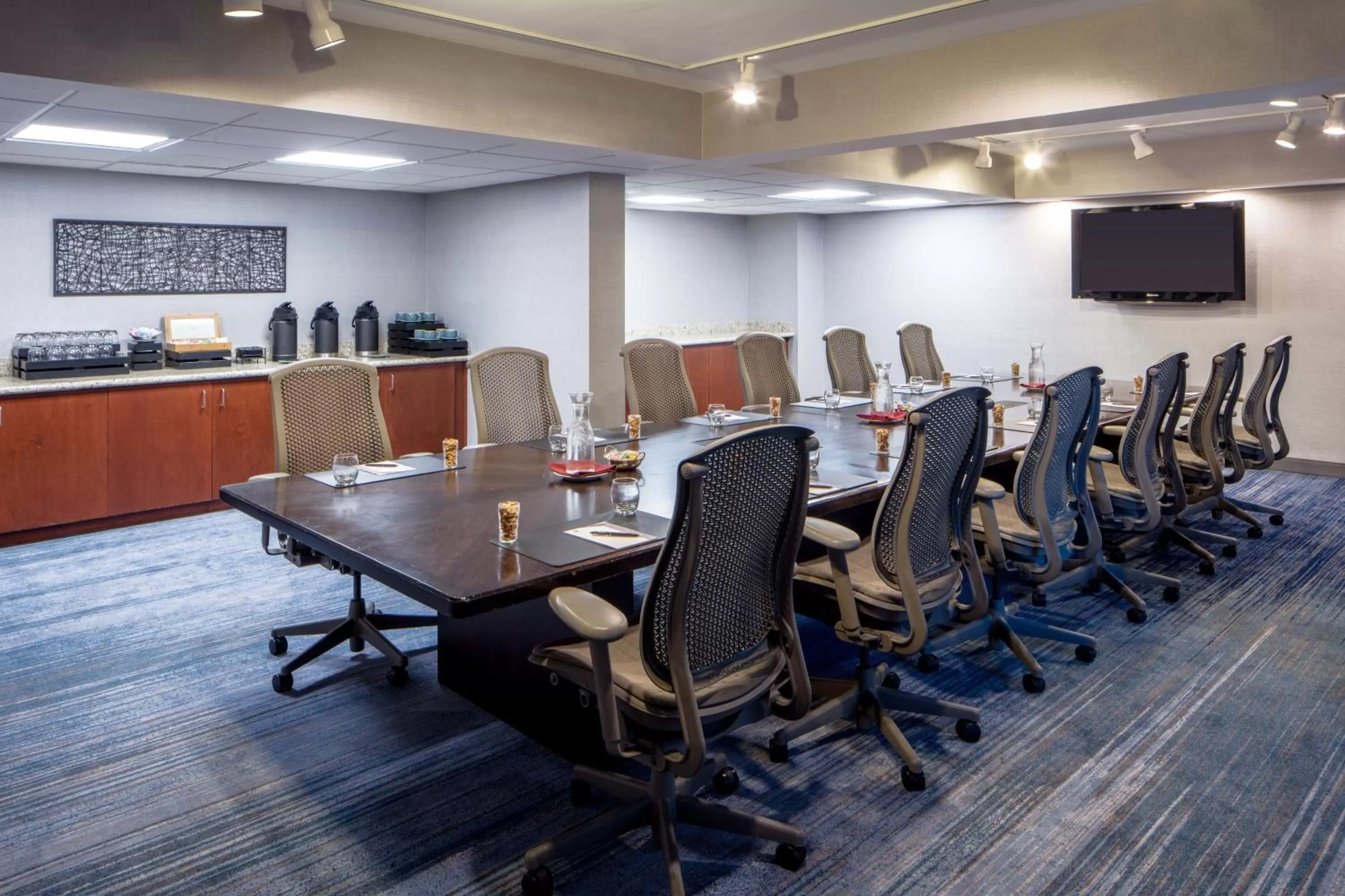 Meeting/conference room in Sonesta Hotel Houston IAH Airport