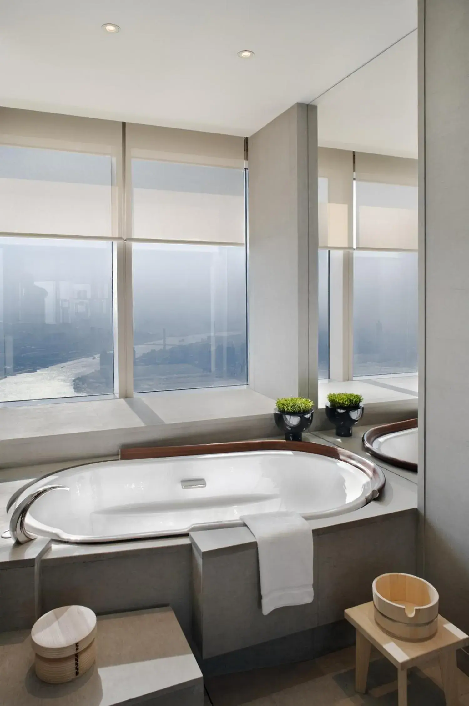 Bath, Bathroom in Park Hyatt Shanghai