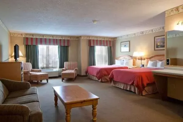 Photo of the whole room in Country Inn & Suites by Radisson, Waterloo, IA