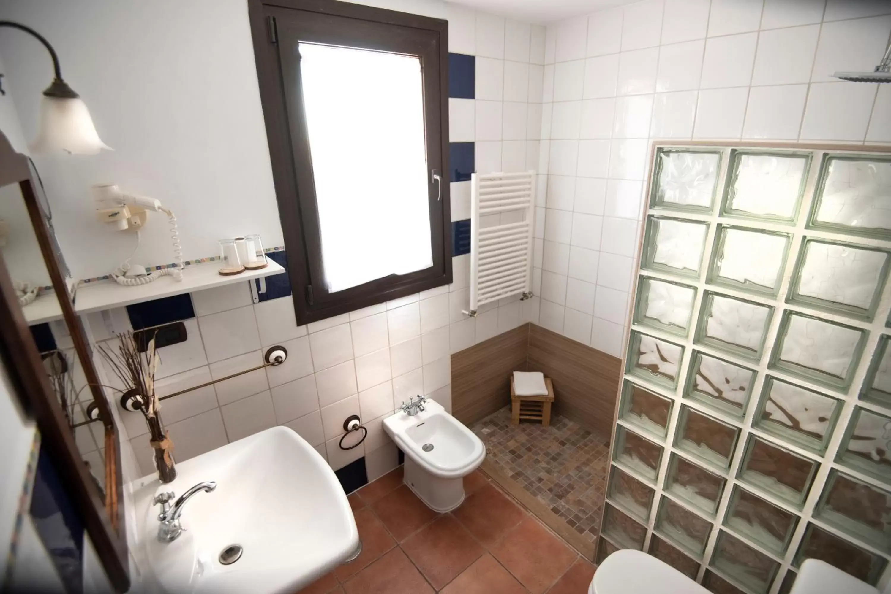 Shower, Bathroom in Hotel Boutique Cerro del Sol